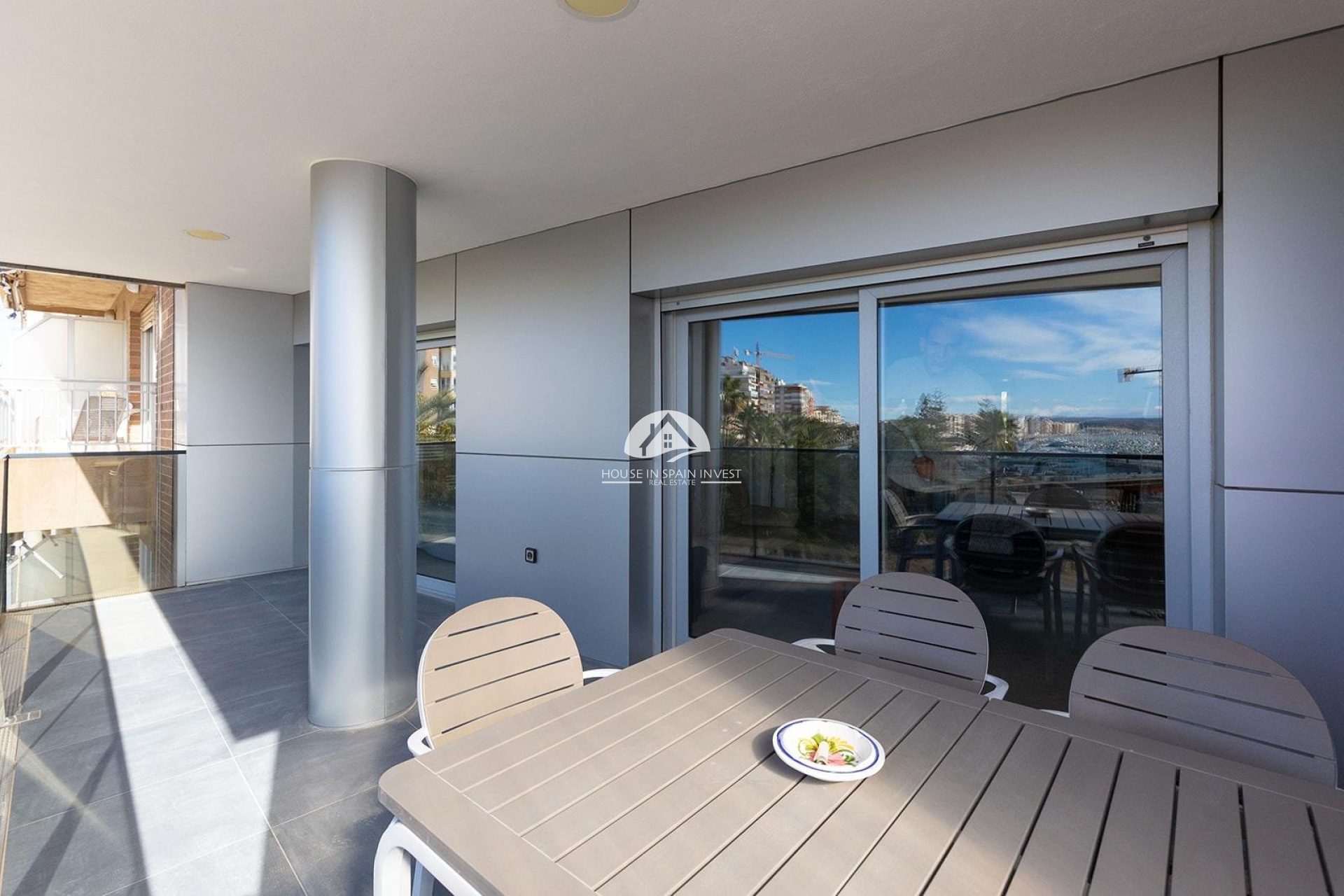 Resale - Apartment  - Torrevieja - Centro