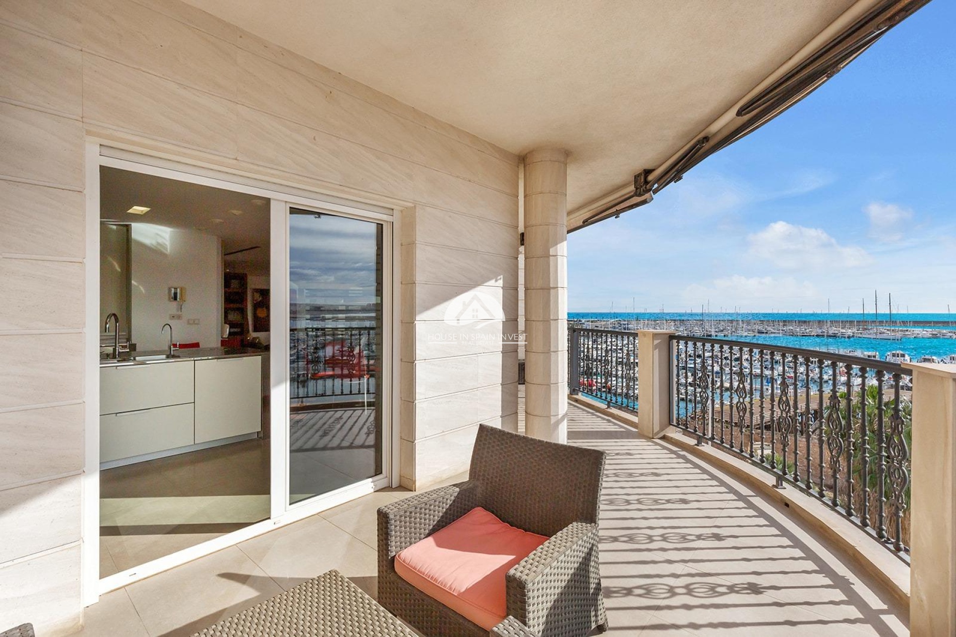 Resale - Apartment  - Torrevieja - Centro