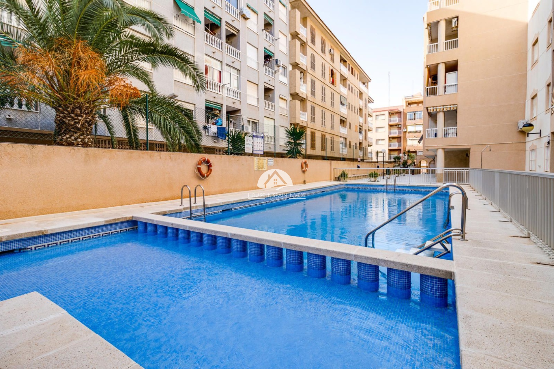 Resale - Apartment  - Torrevieja - El Acequión - Los Náufragos