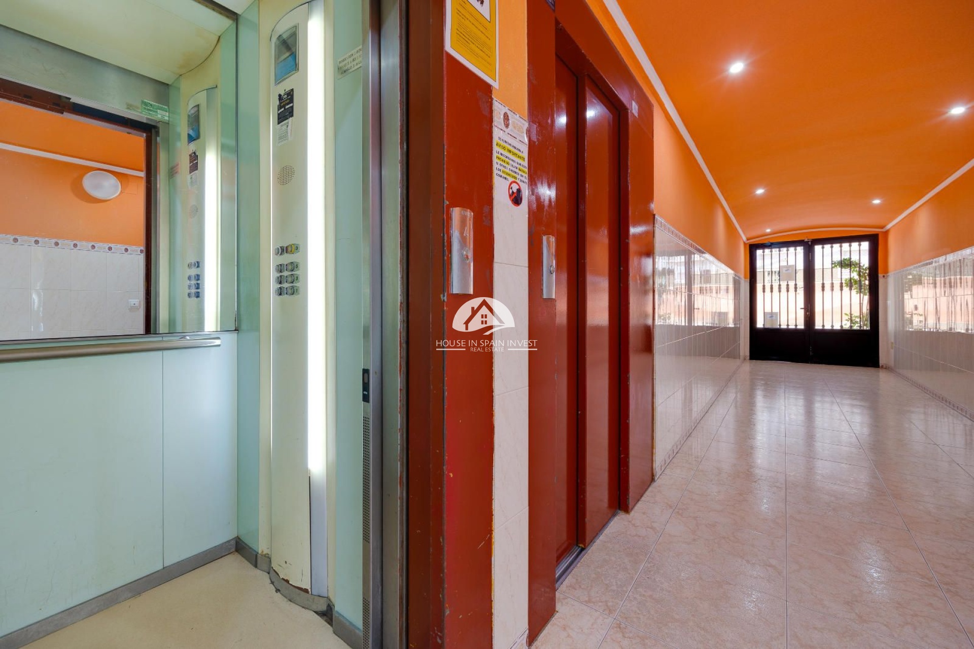 Resale - Apartment  - Torrevieja - El Acequión - Los Náufragos