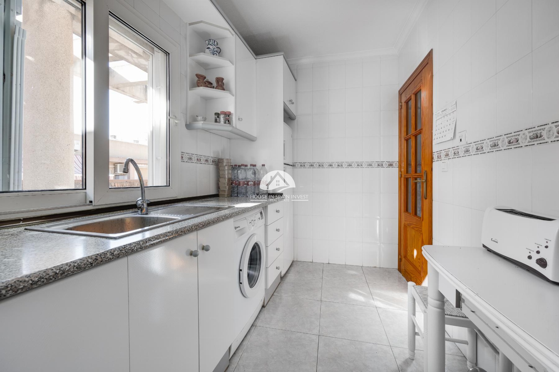 Resale - Apartment  - Torrevieja - El Acequión - Los Náufragos