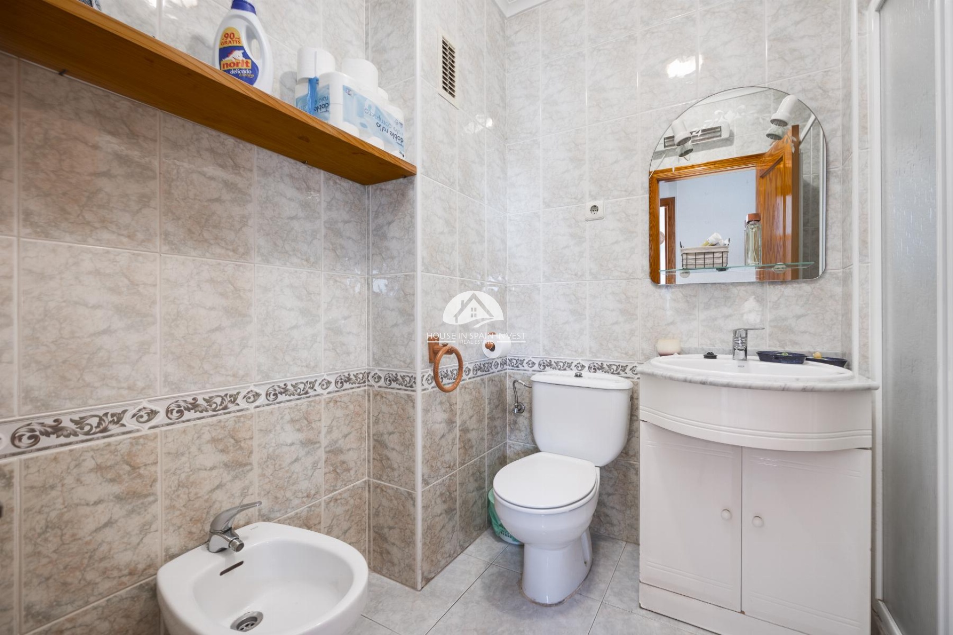 Resale - Apartment  - Torrevieja - El Acequión - Los Náufragos