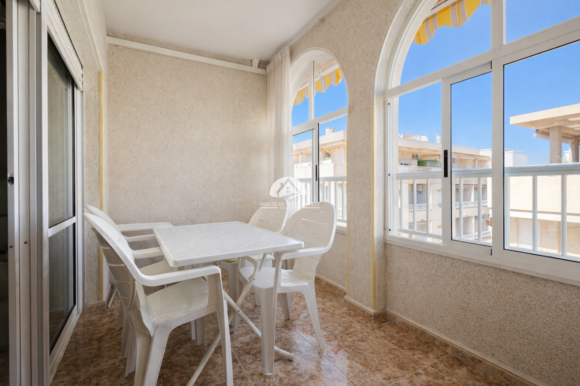 Resale - Apartment  - Torrevieja - El Acequión - Los Náufragos