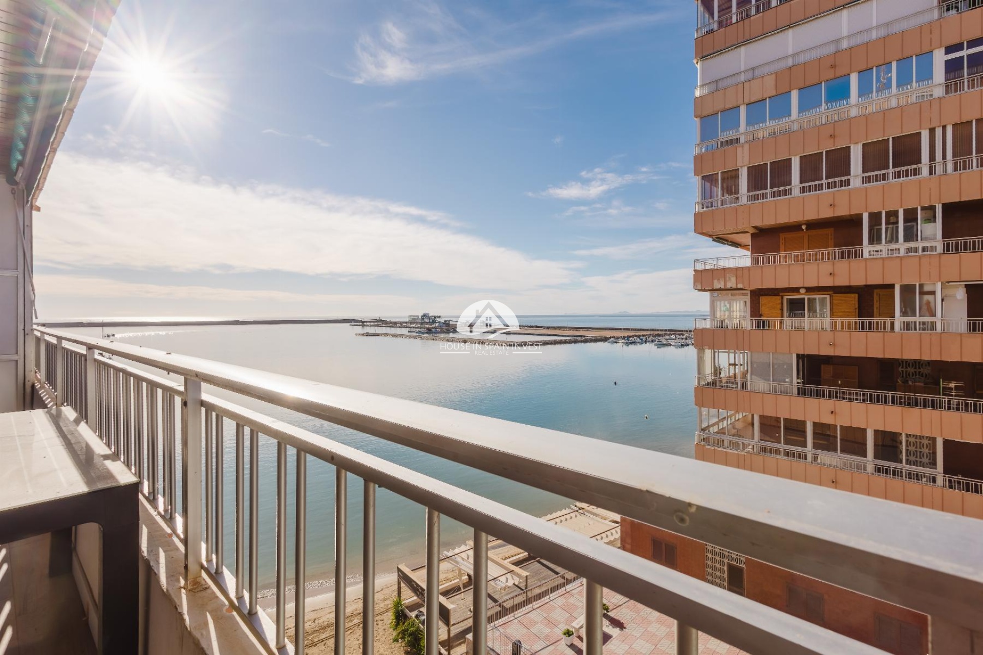 Resale - Apartment  - Torrevieja - El Acequión - Los Náufragos
