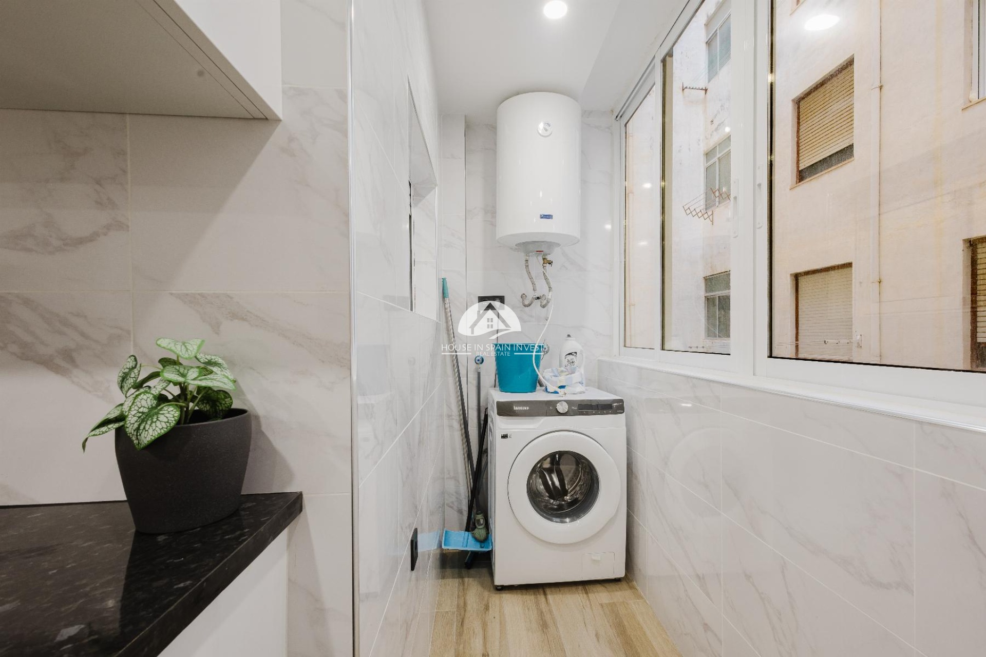 Resale - Apartment  - Torrevieja - El Acequión - Los Náufragos