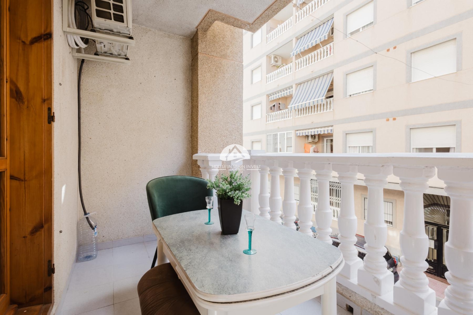 Resale - Apartment  - Torrevieja - El Acequión - Los Náufragos