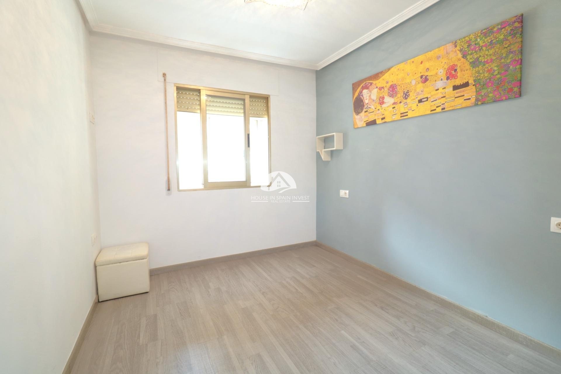 Resale - Apartment  - Torrevieja - El Acequión - Los Náufragos