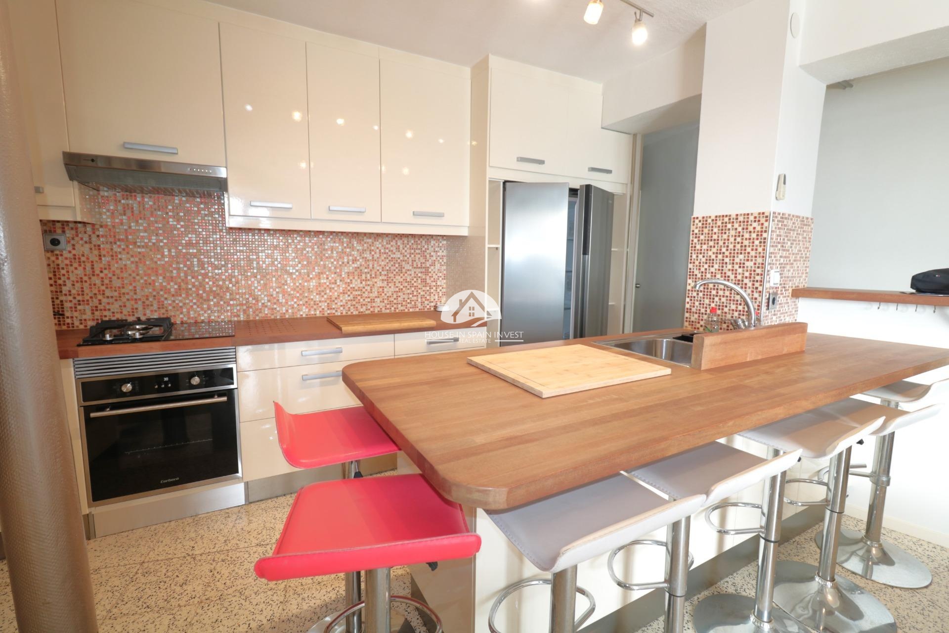 Resale - Apartment  - Torrevieja - El Acequión - Los Náufragos