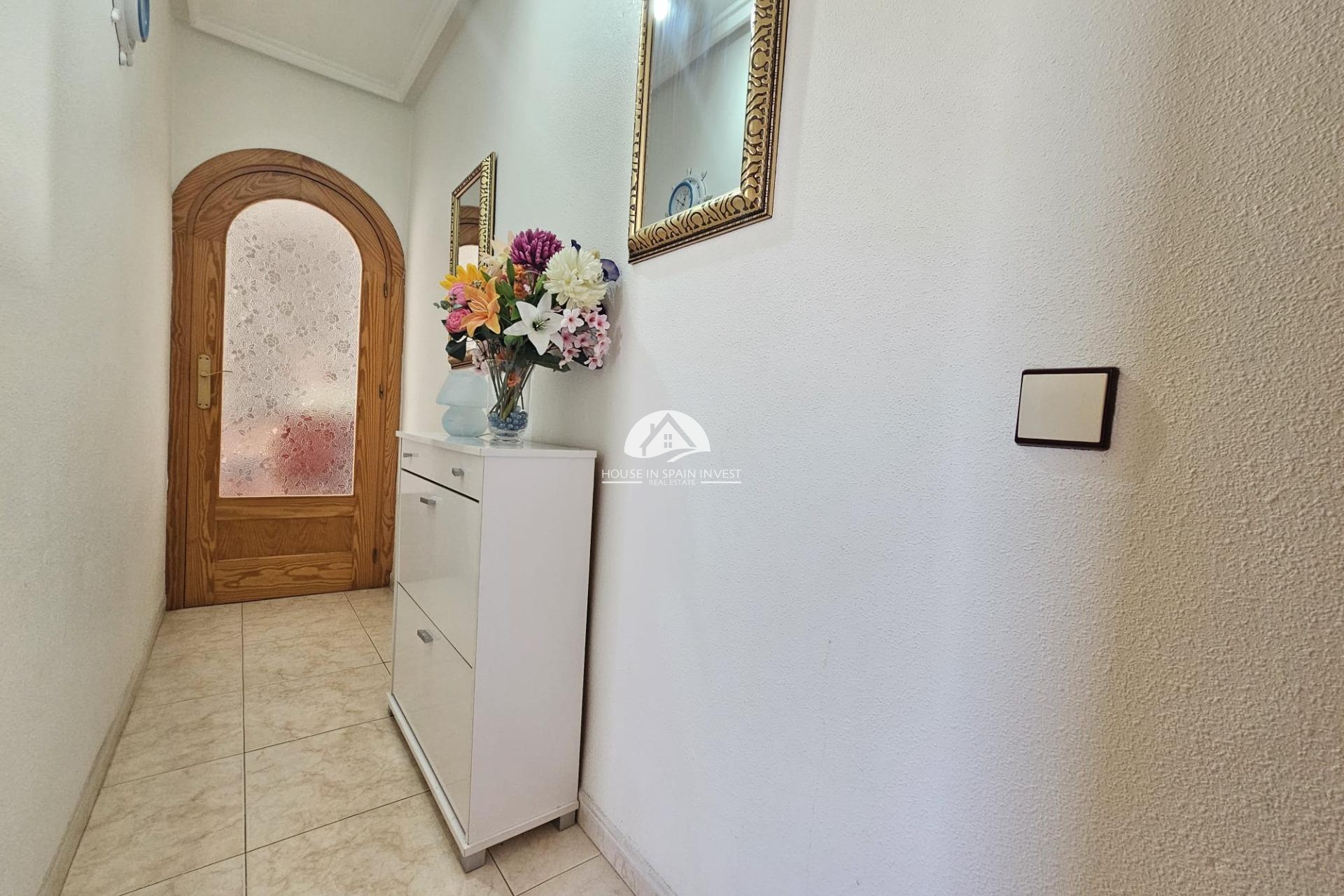 Resale - Apartment  - Torrevieja - El Acequión - Los Náufragos