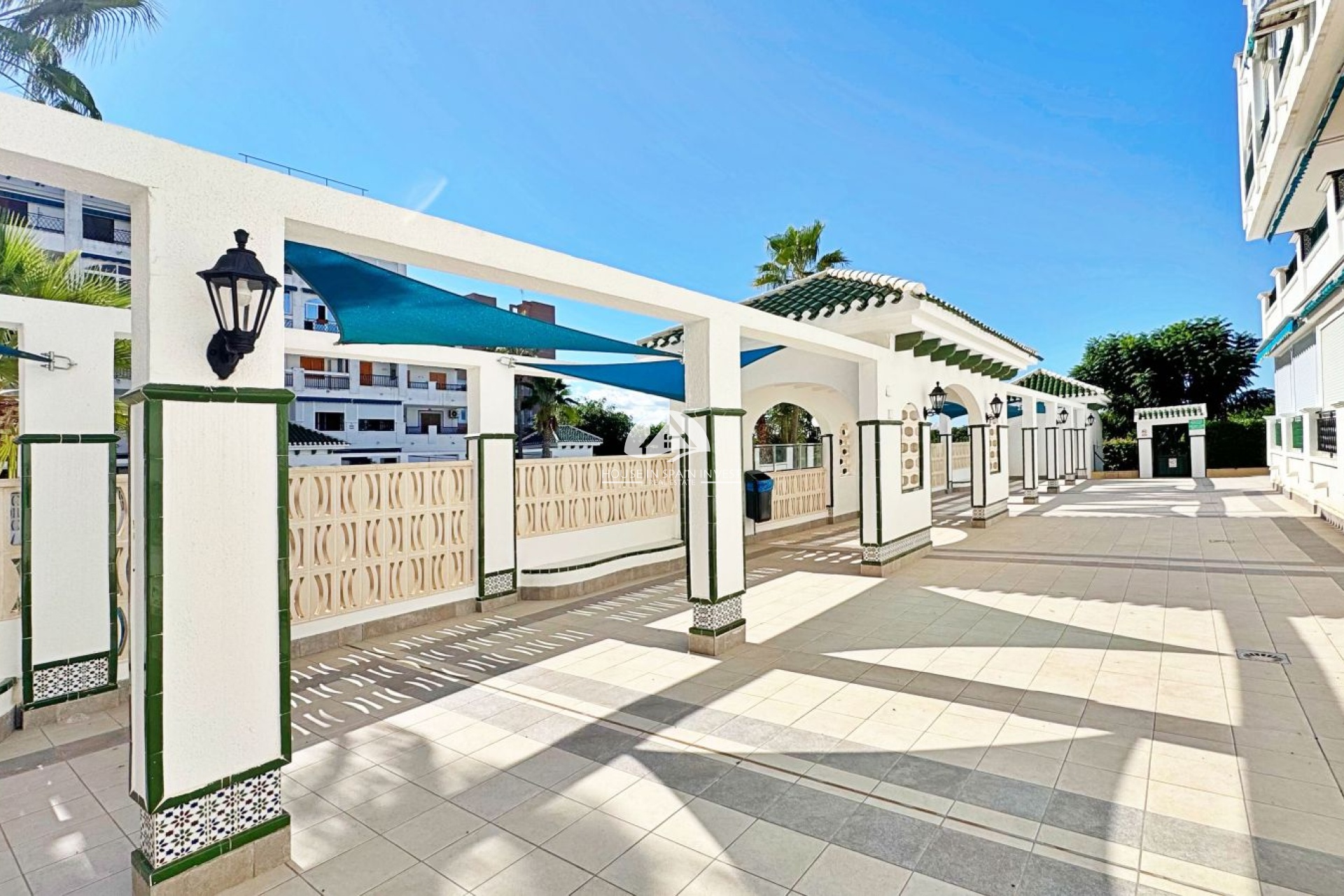 Resale - Apartment  - Torrevieja - La Mata