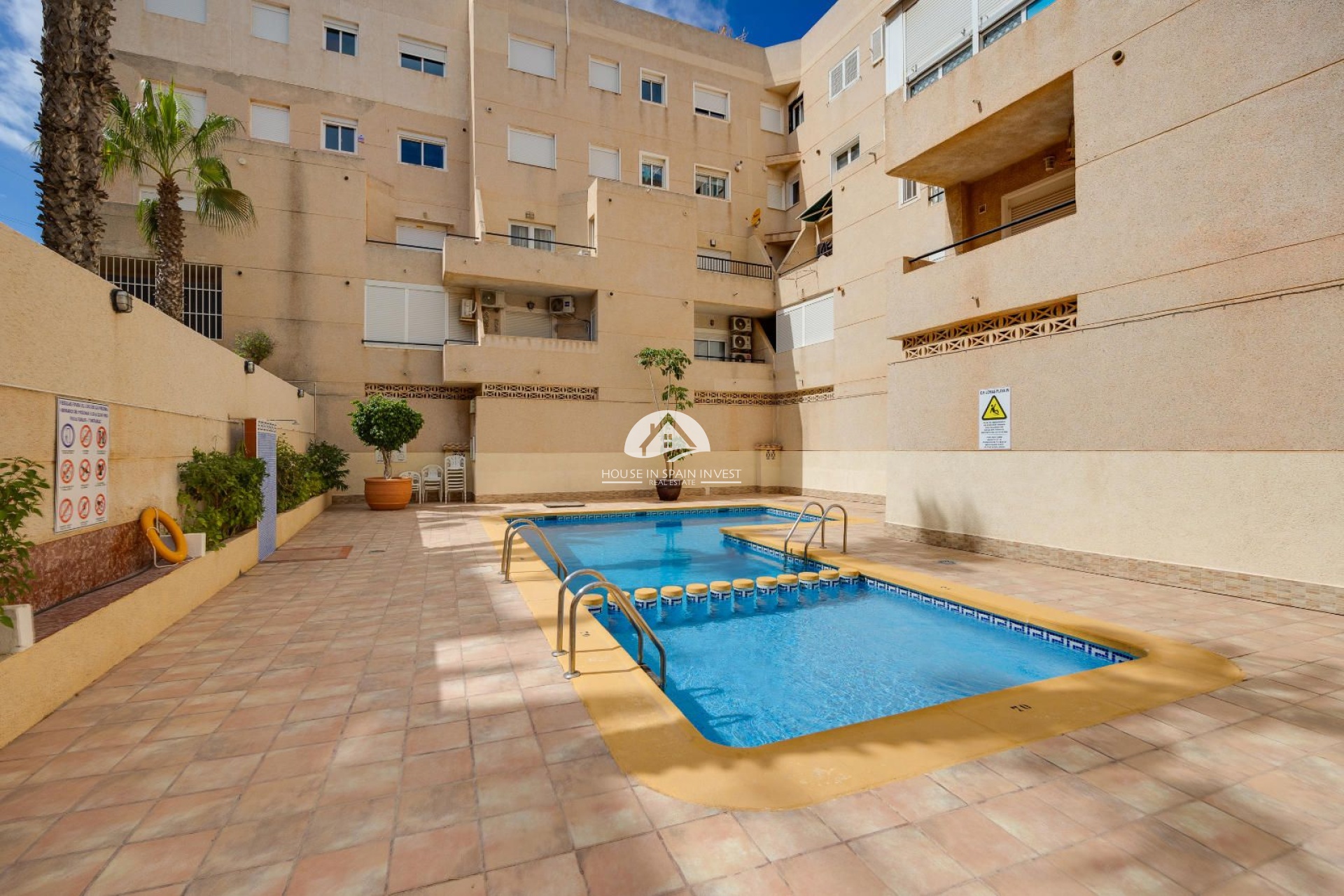 Resale - Apartment  - Torrevieja - La Mata