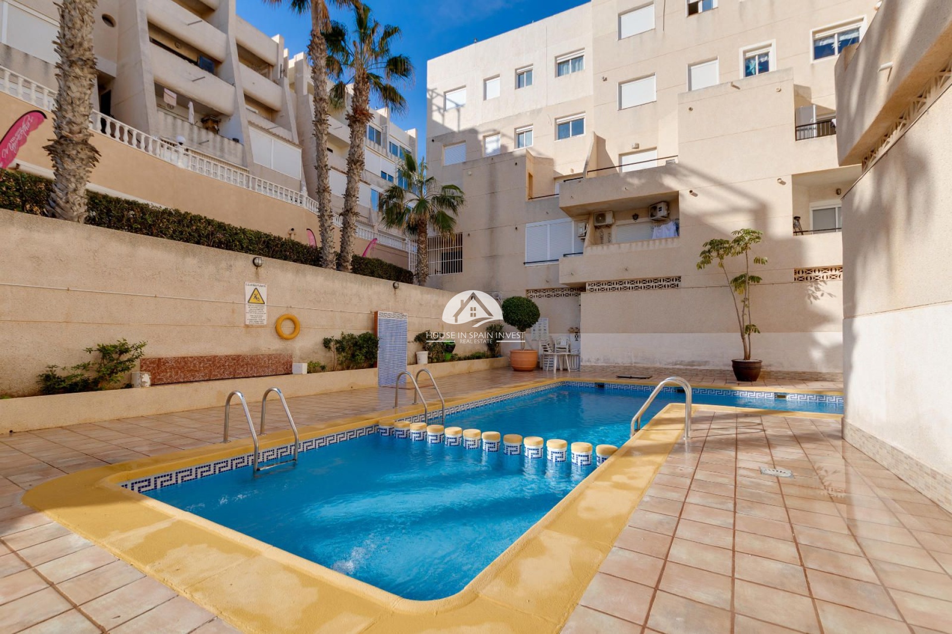 Resale - Apartment  - Torrevieja - La Mata