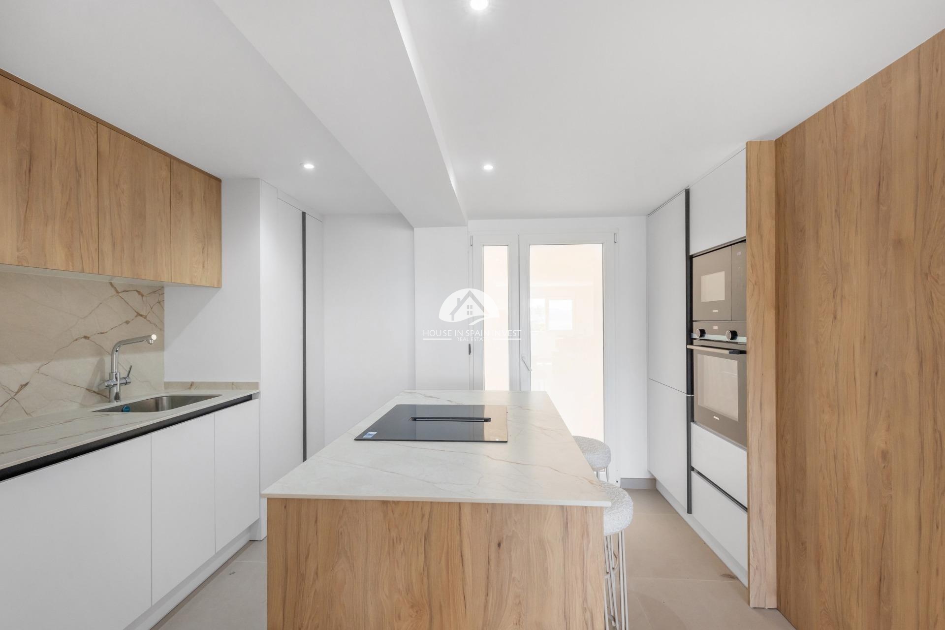 Resale - Apartment  - Torrevieja - La Mata