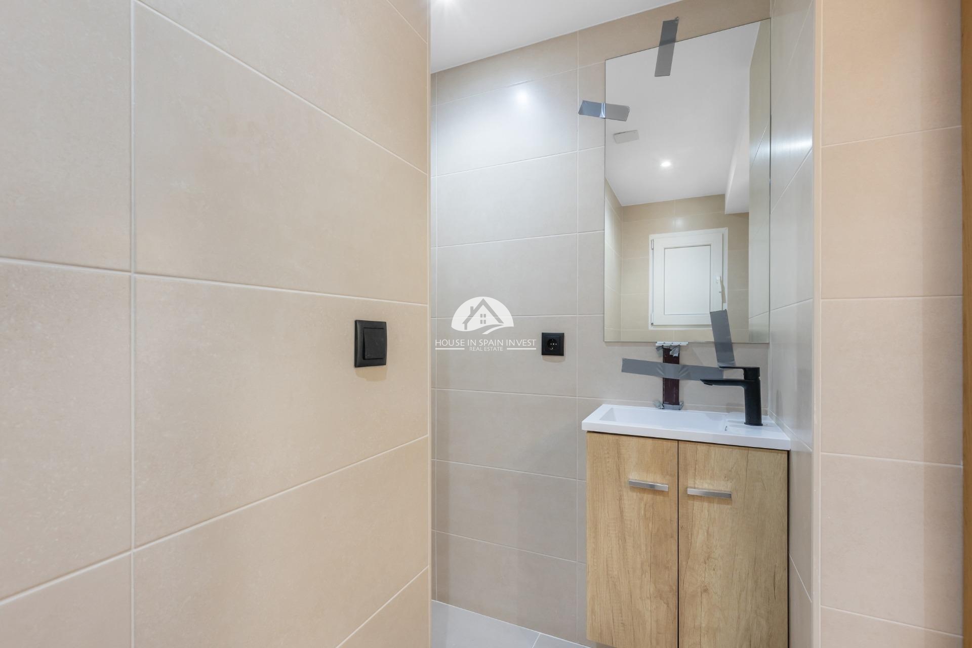 Resale - Apartment  - Torrevieja - La Mata