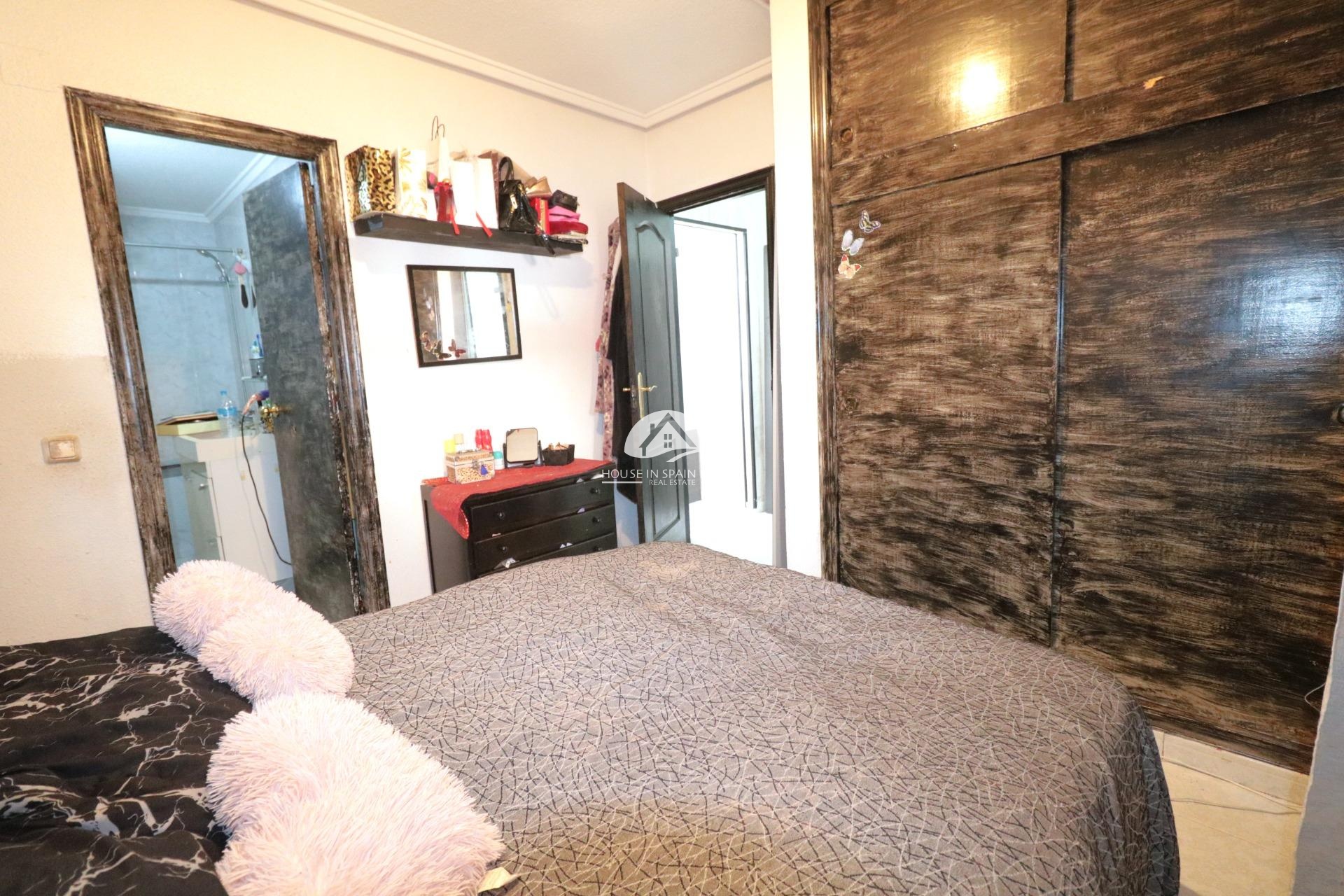 Resale - Apartment  - Torrevieja - La Mata