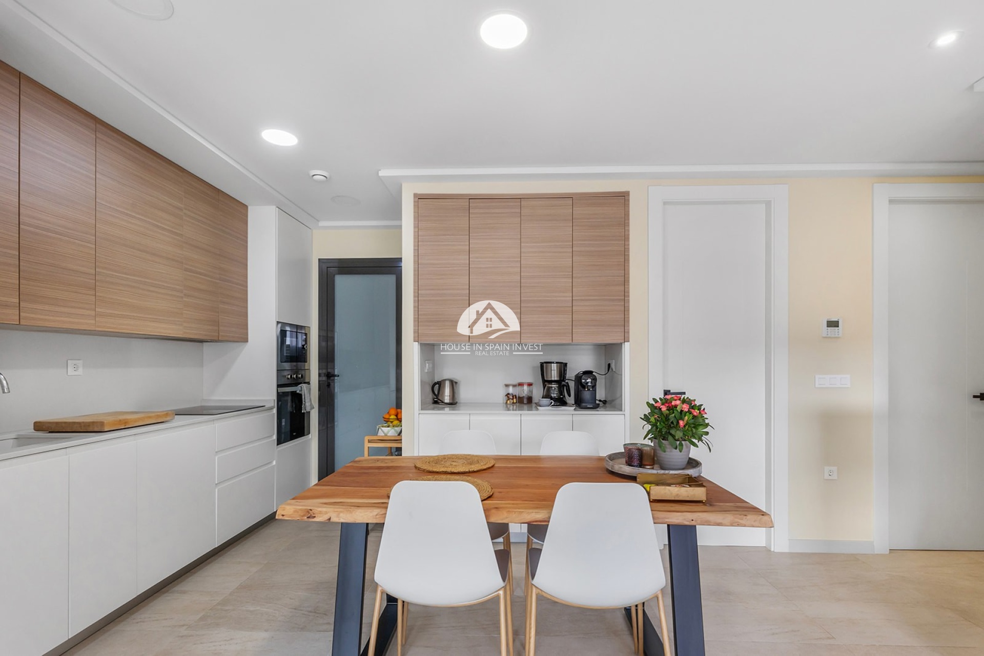 Resale - Apartment  - Torrevieja - La Mata