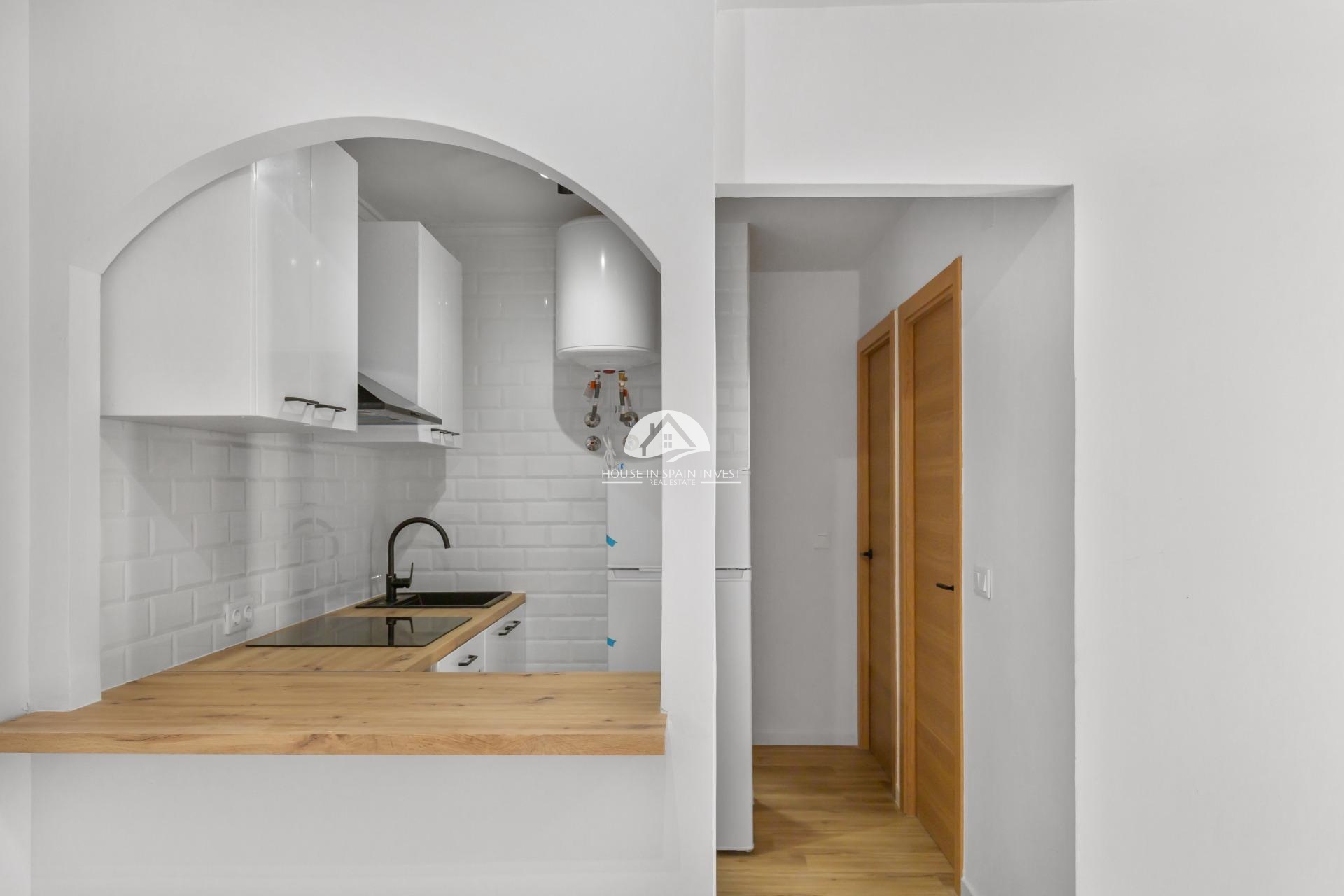 Resale - Apartment  - Torrevieja - La Mata