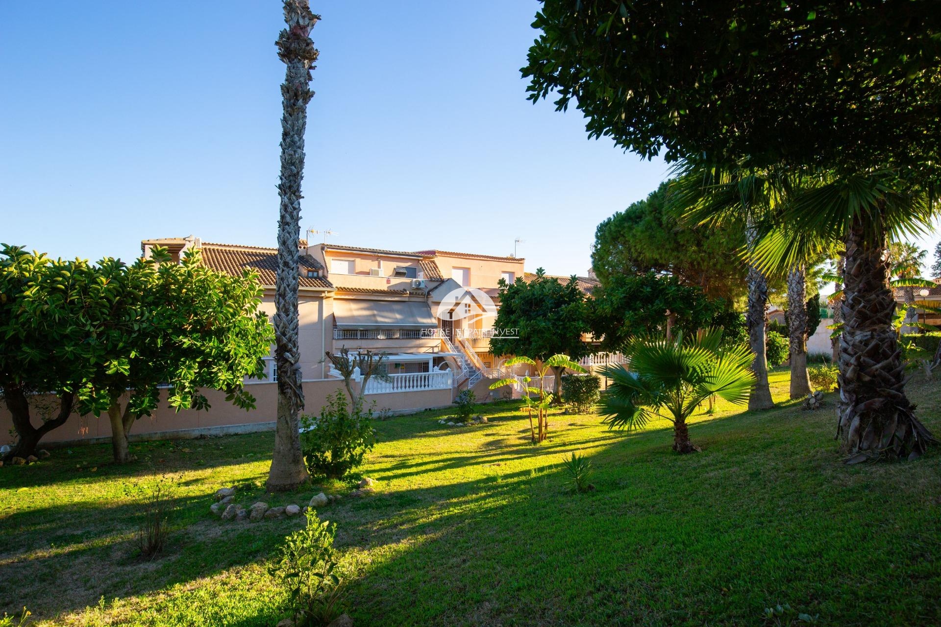 Resale - Apartment  - Torrevieja - La Mata