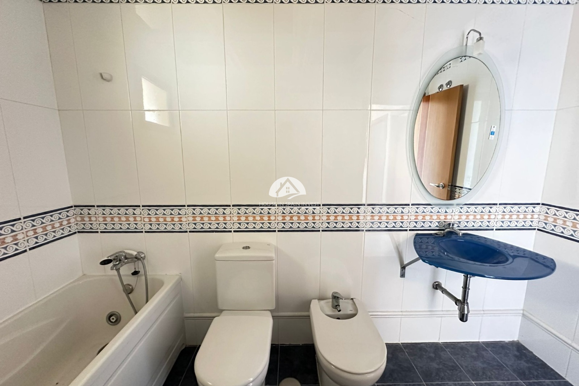 Resale - Apartment  - Torrevieja - La Veleta