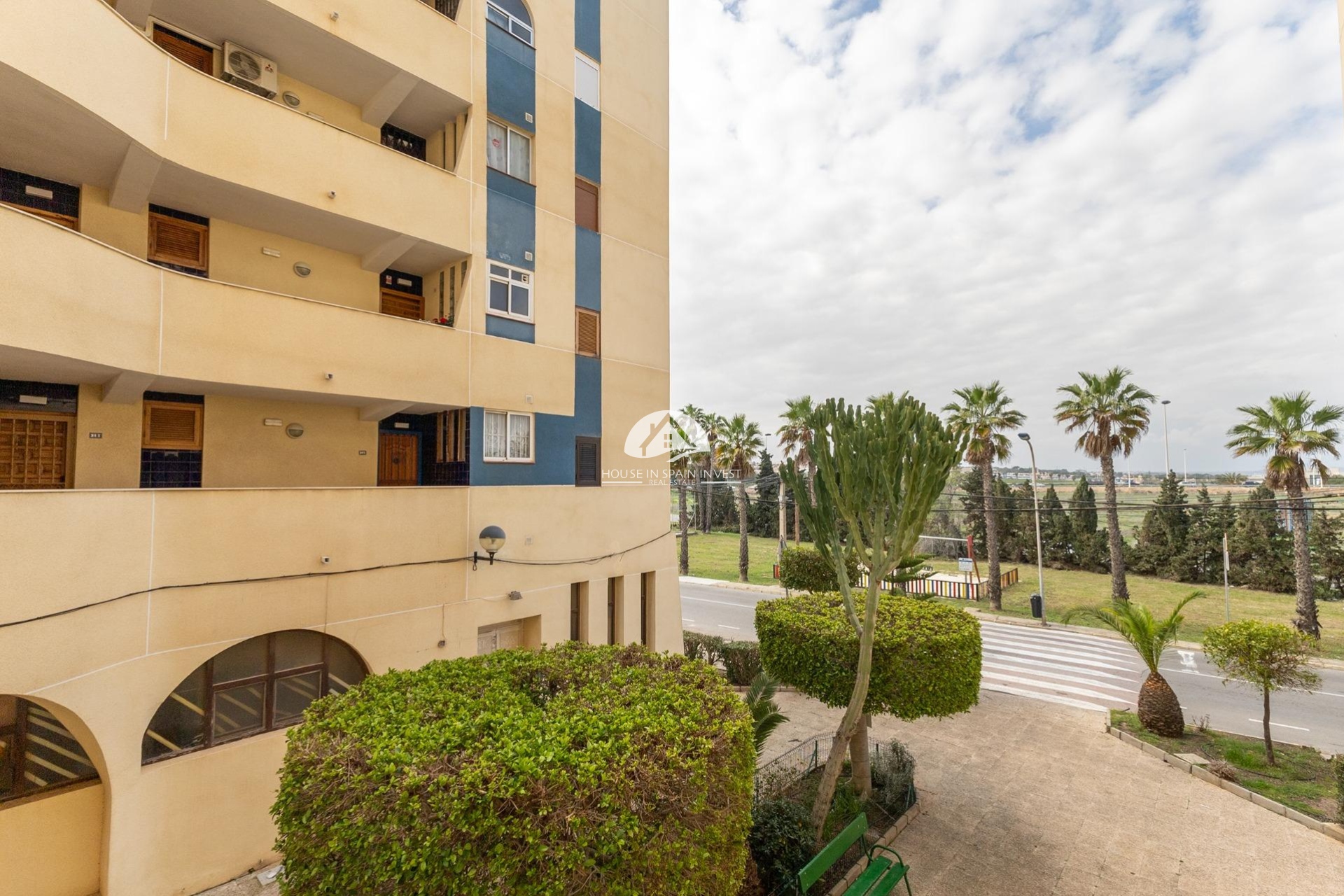 Resale - Apartment  - Torrevieja - La Veleta
