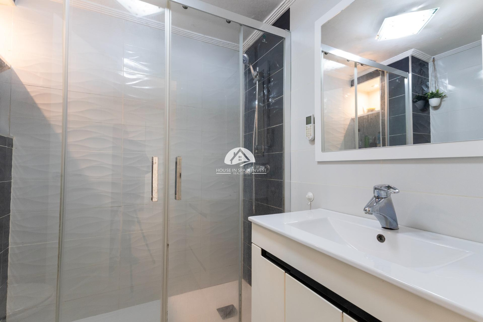 Resale - Apartment  - Torrevieja - La Veleta