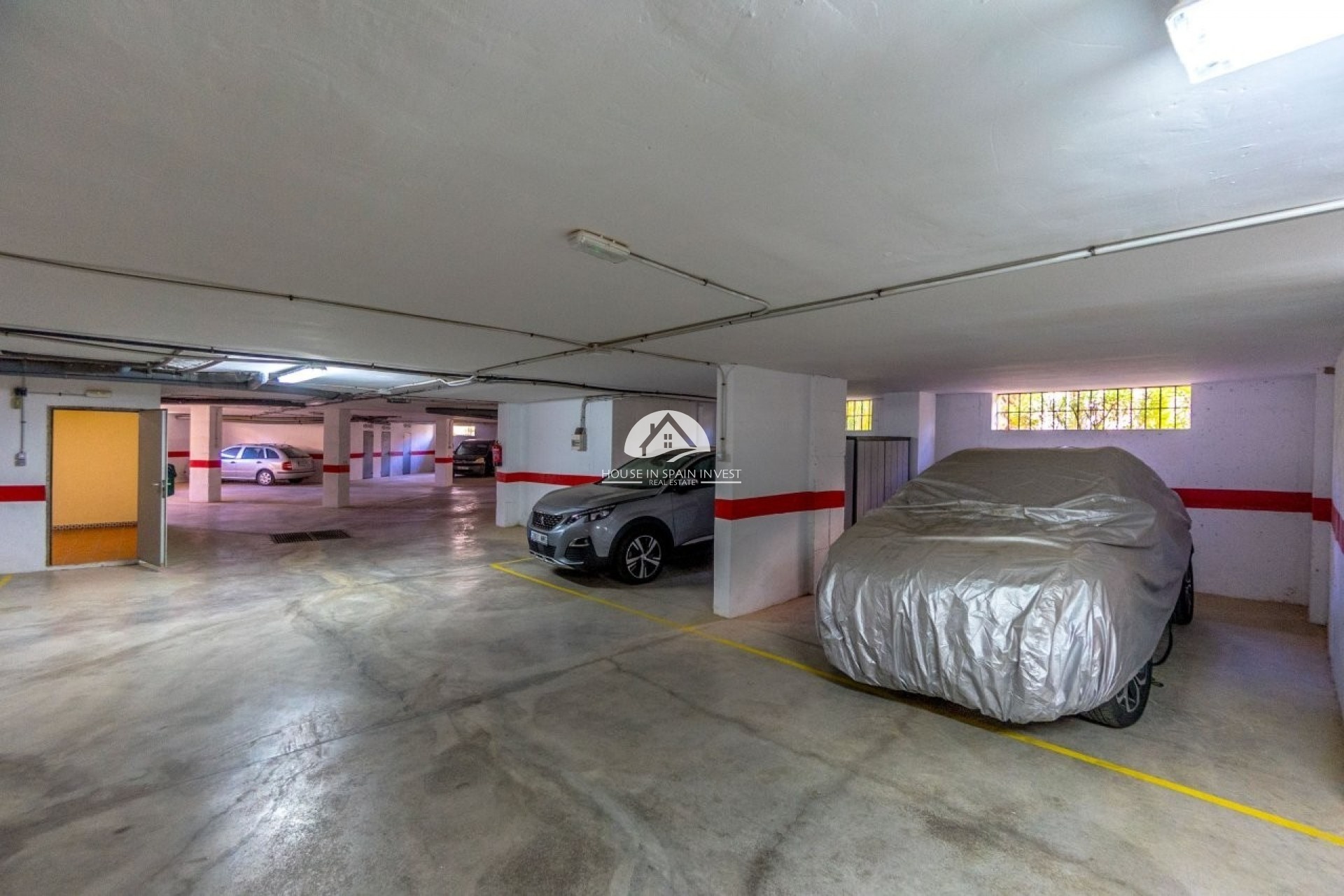 Resale - Apartment  - Torrevieja - Playa de los Locos