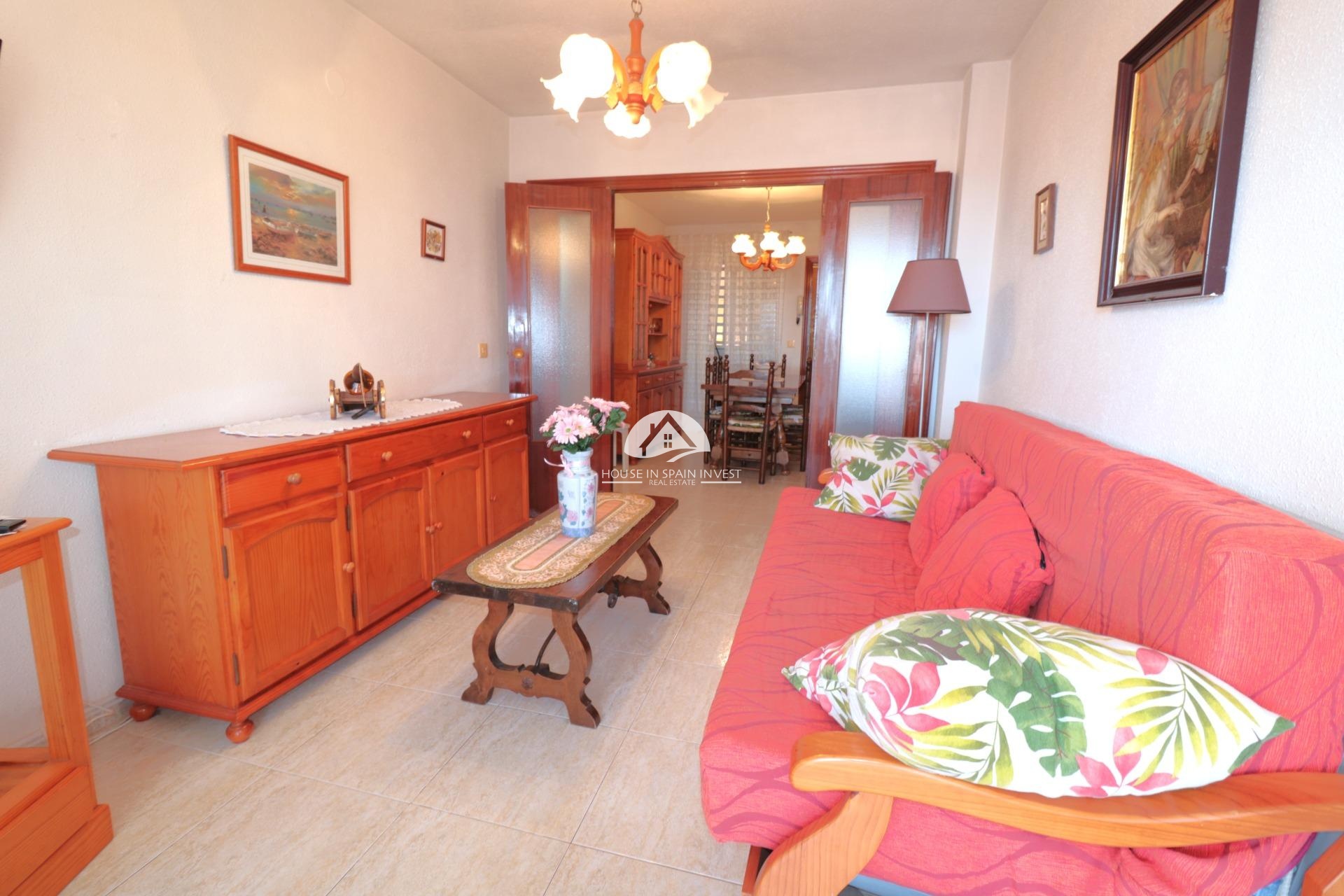 Resale - Apartment  - Torrevieja - Playa de los Naufragos