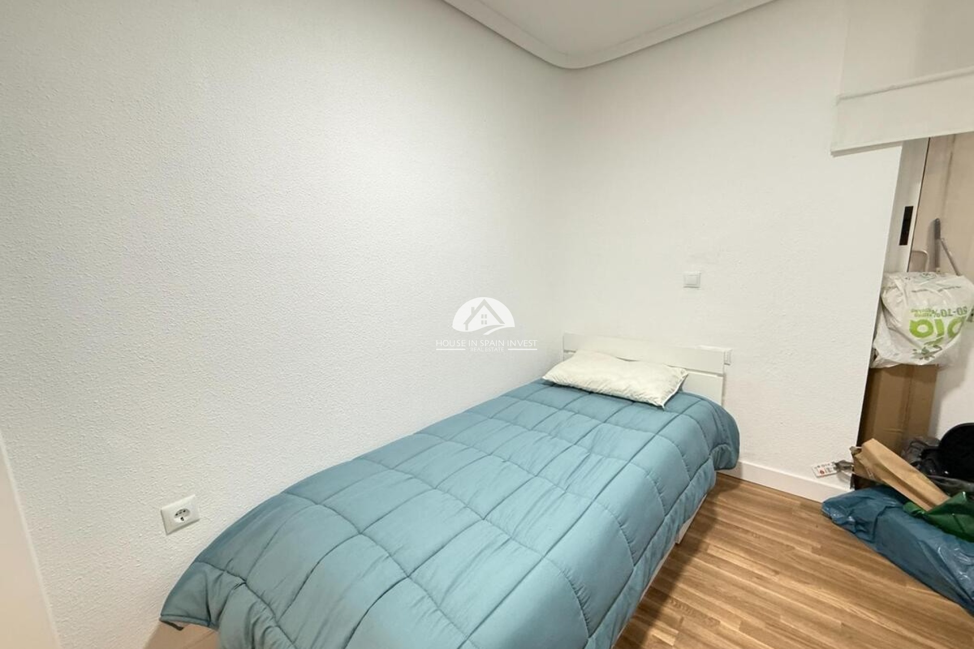 Resale - Apartment  - Torrevieja - Playa del Cura