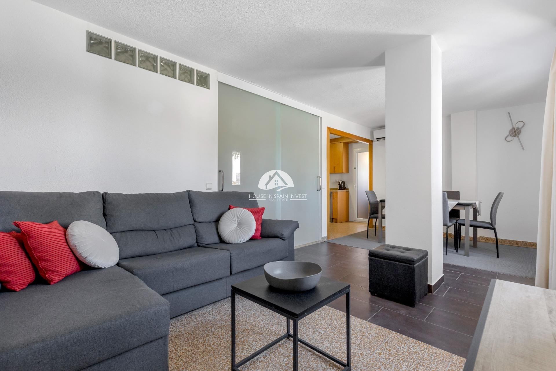 Resale - Apartment  - Torrevieja - Playa del Cura
