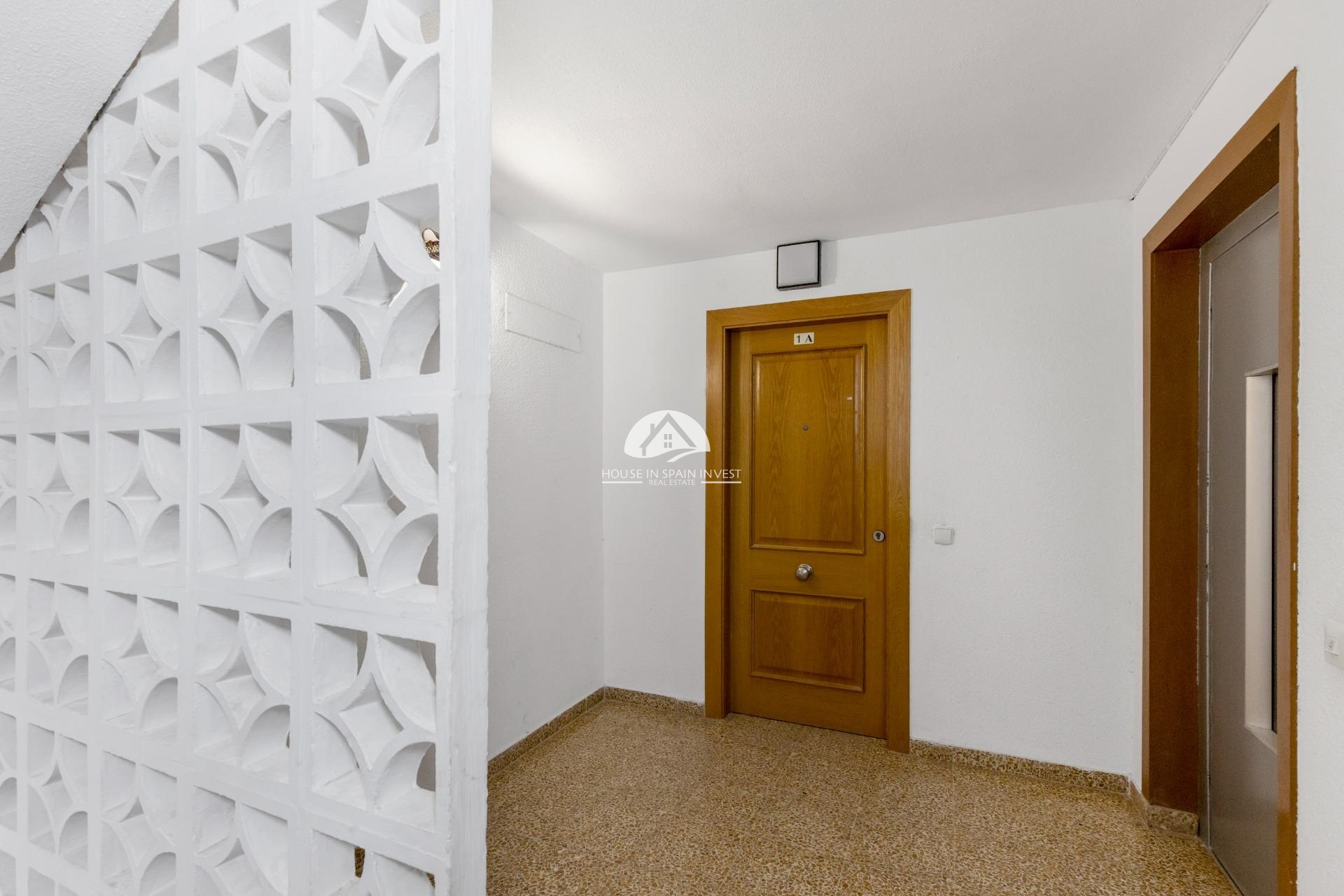 Resale - Apartment  - Torrevieja - Playa del Cura