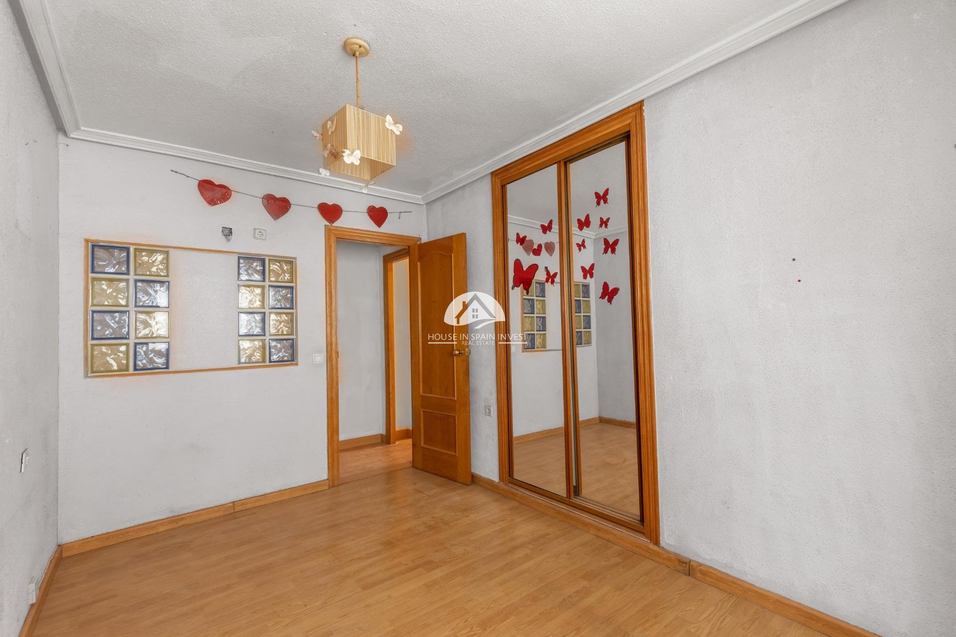 Resale - Apartment  - Torrevieja - Playa del Cura