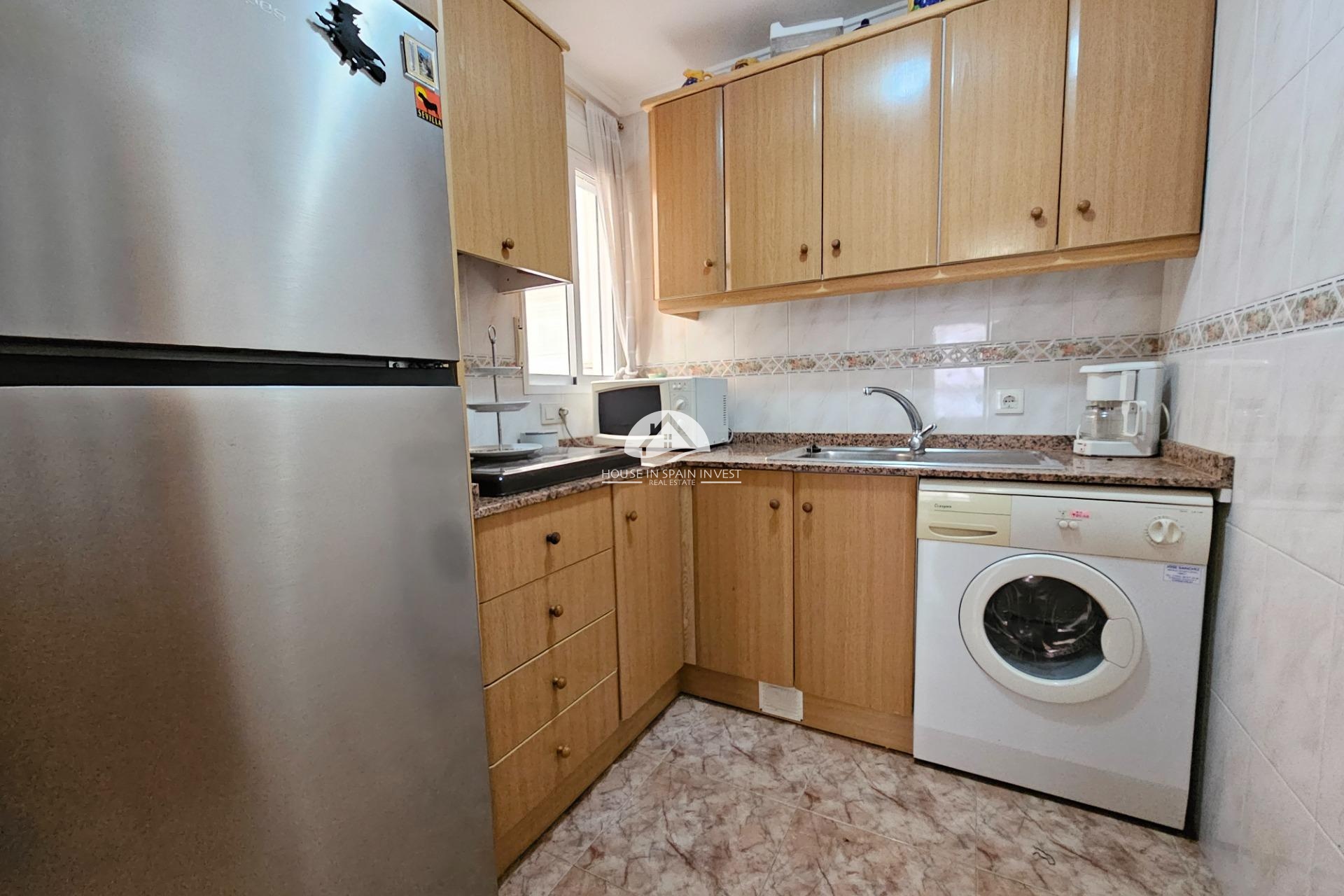 Resale - Apartment  - Torrevieja - Playa del Cura