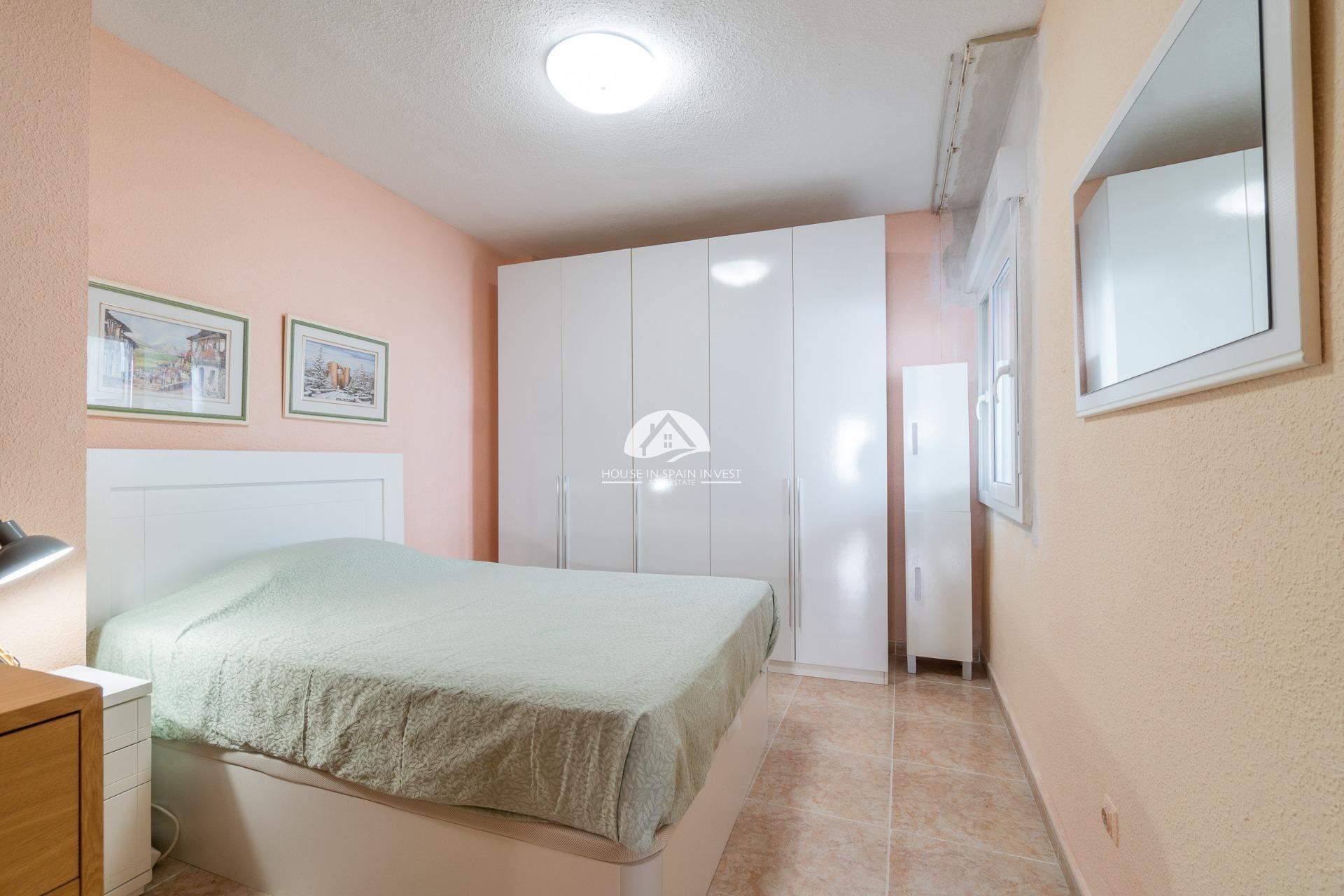 Resale - Apartment  - Torrevieja - Playa del Cura