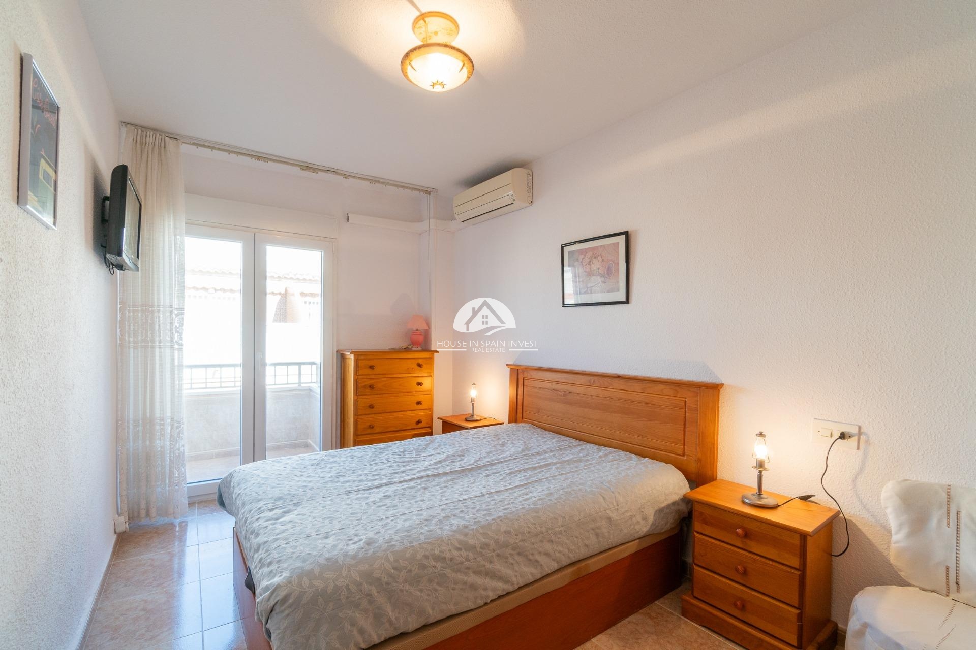 Resale - Apartment  - Torrevieja - Playa del Cura