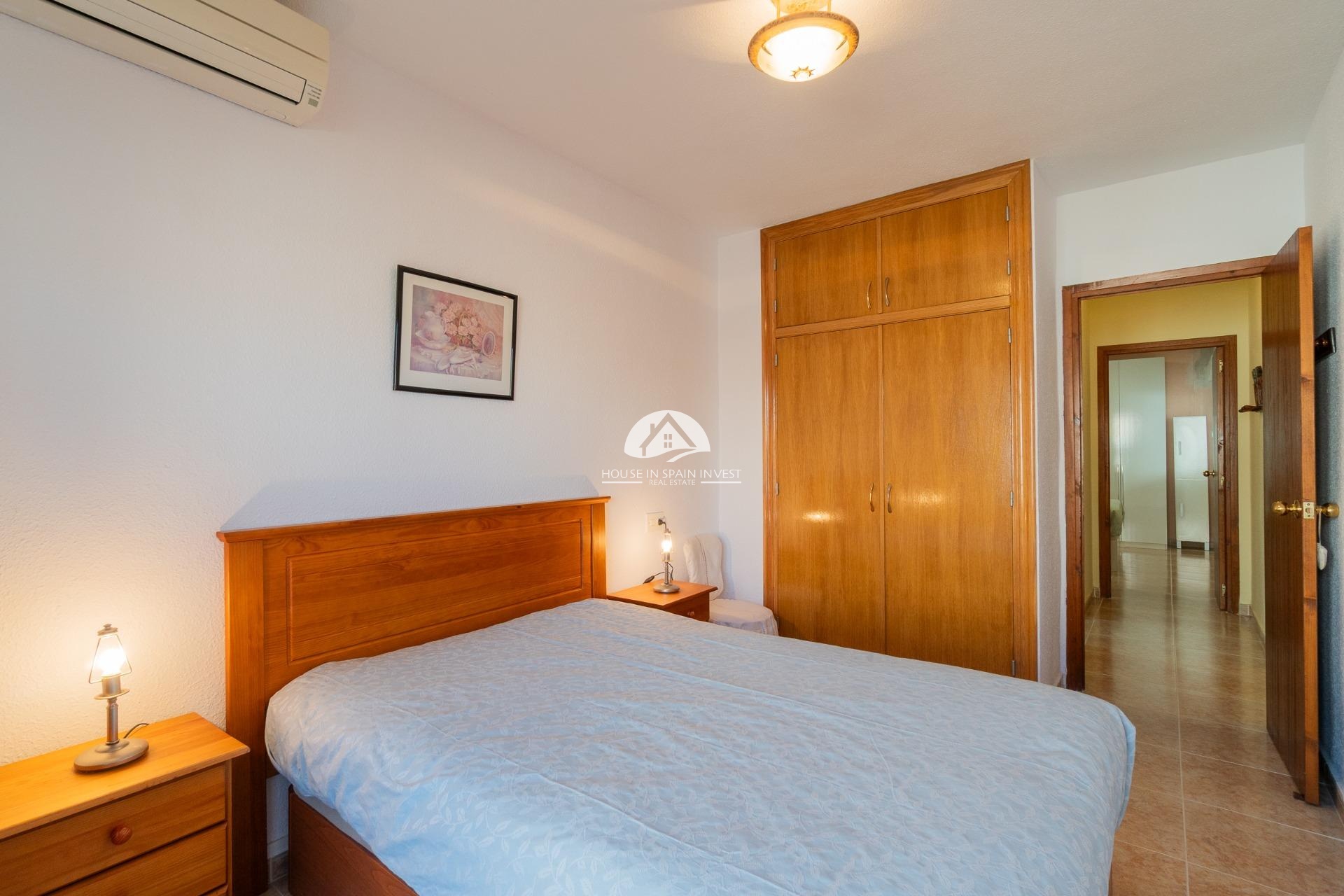 Resale - Apartment  - Torrevieja - Playa del Cura
