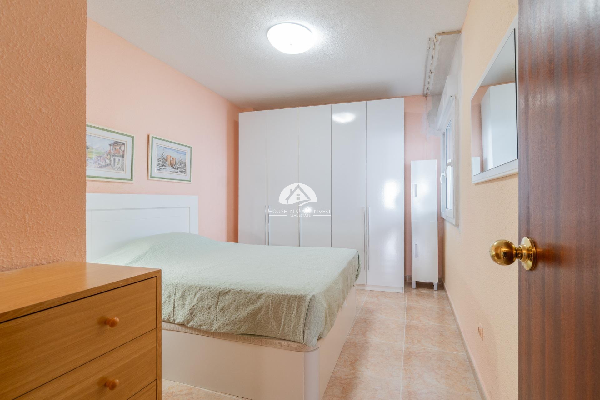 Resale - Apartment  - Torrevieja - Playa del Cura