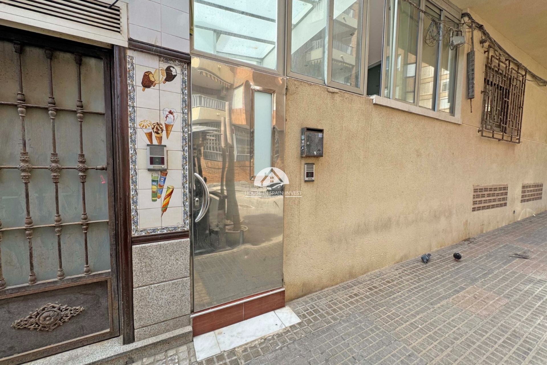 Resale - Apartment  - Torrevieja - Playa del Cura