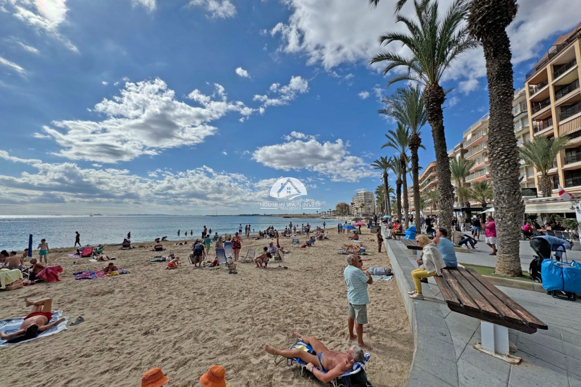 Resale - Apartment  - Torrevieja - Playa del Cura
