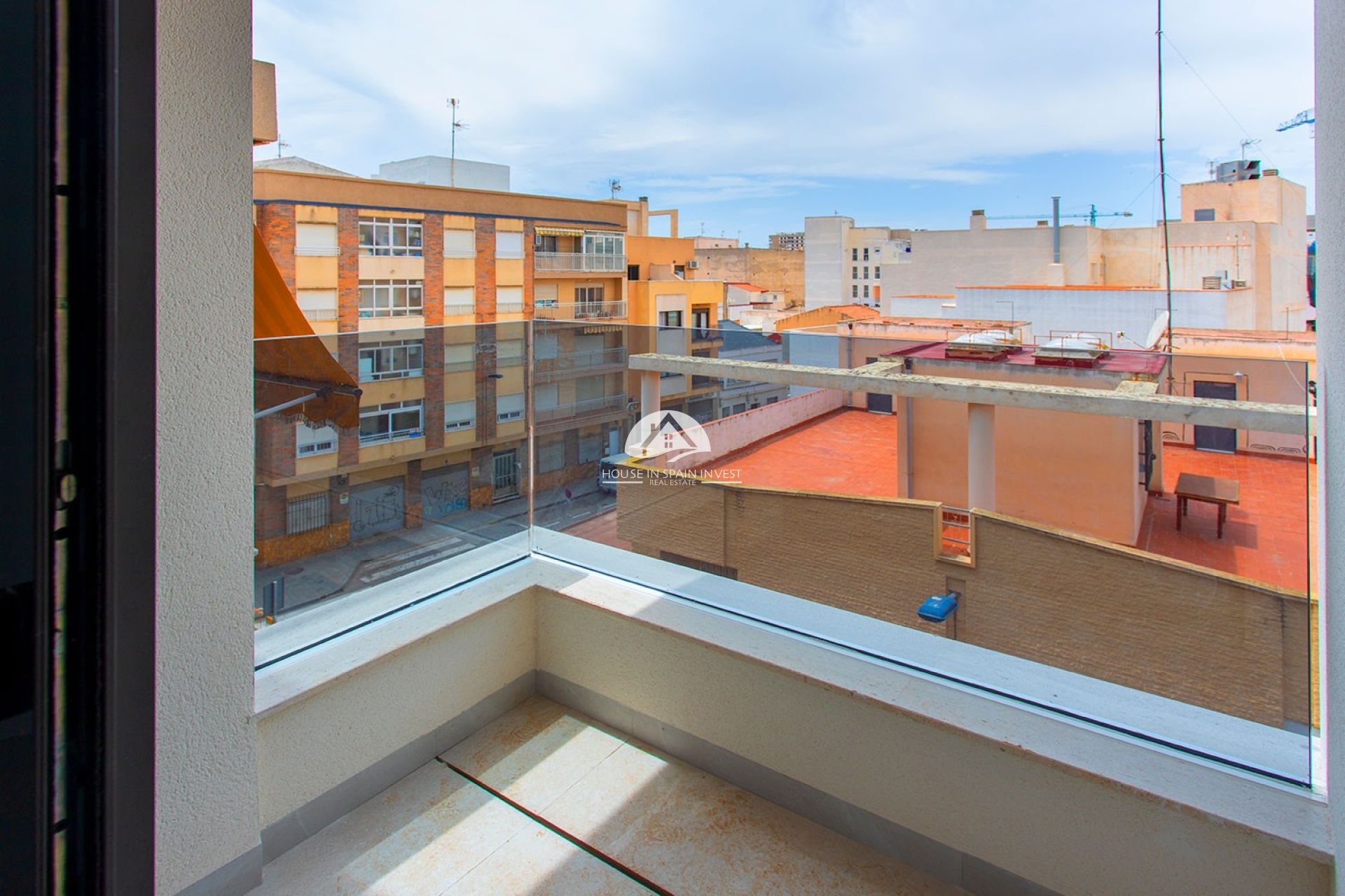 Resale - Apartment  - Torrevieja - Playa del Cura