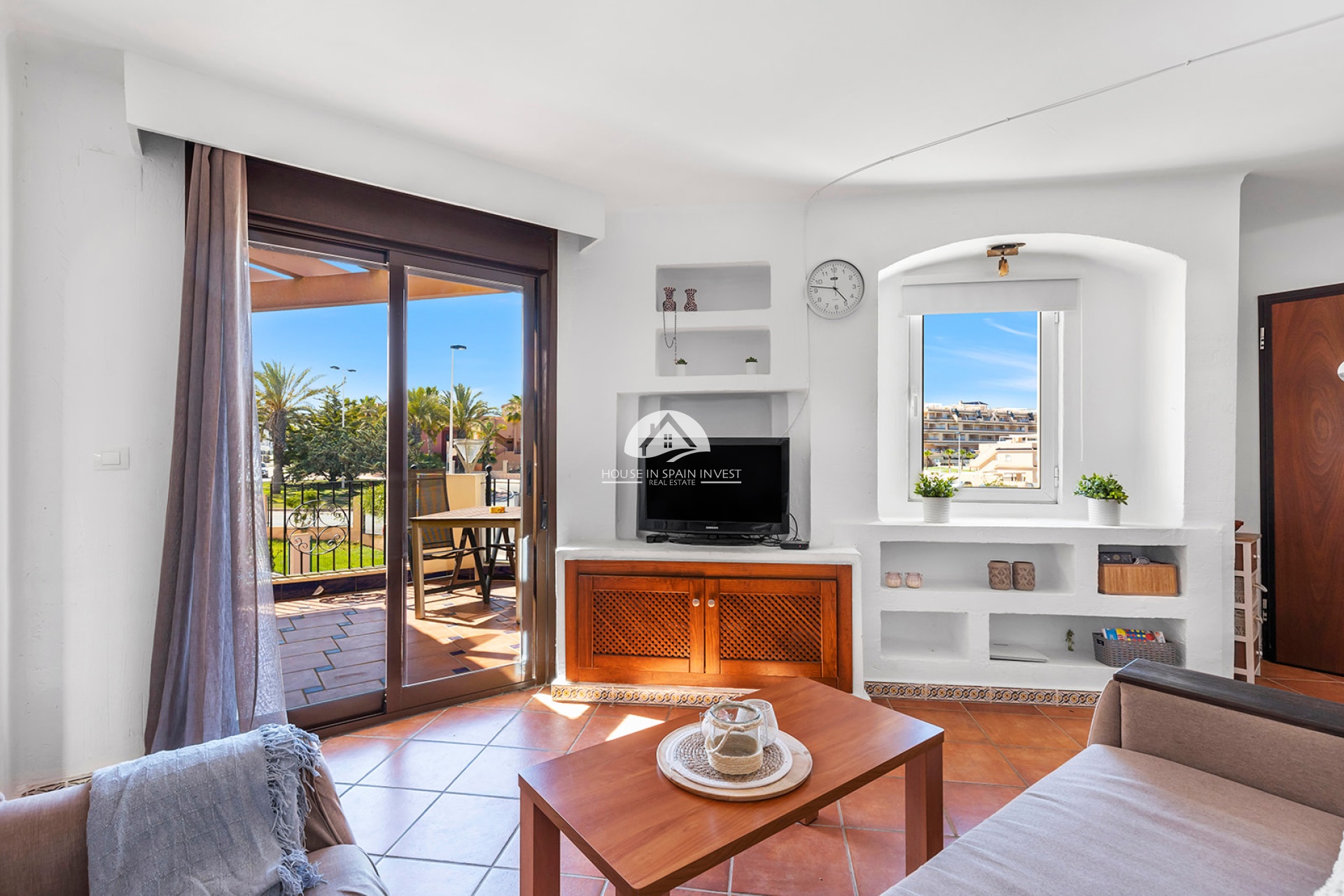 Resale - Apartment  - Torrevieja - Punta Prima  