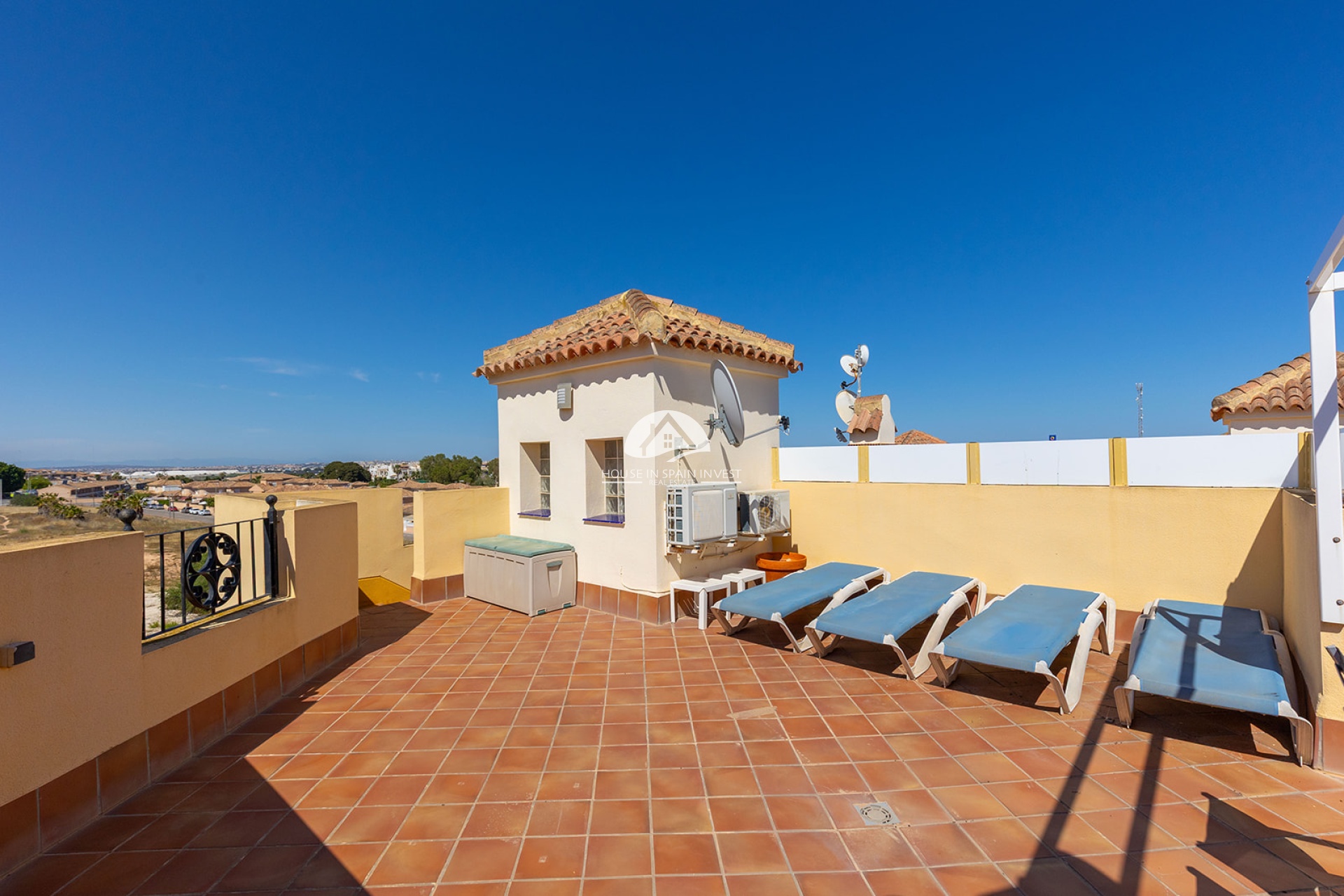 Resale - Apartment  - Torrevieja - Punta Prima  