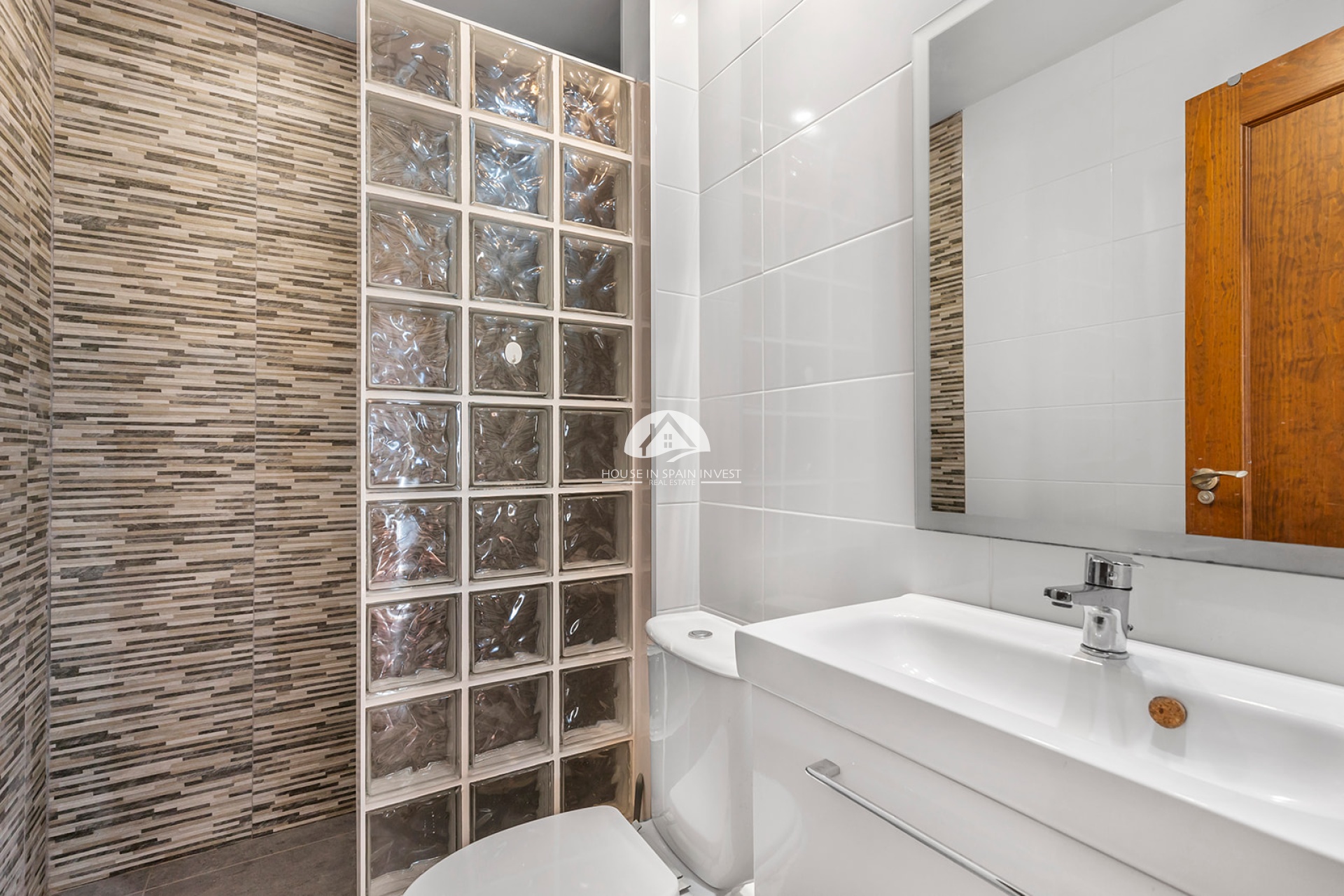 Resale - Apartment  - Torrevieja - Punta Prima  