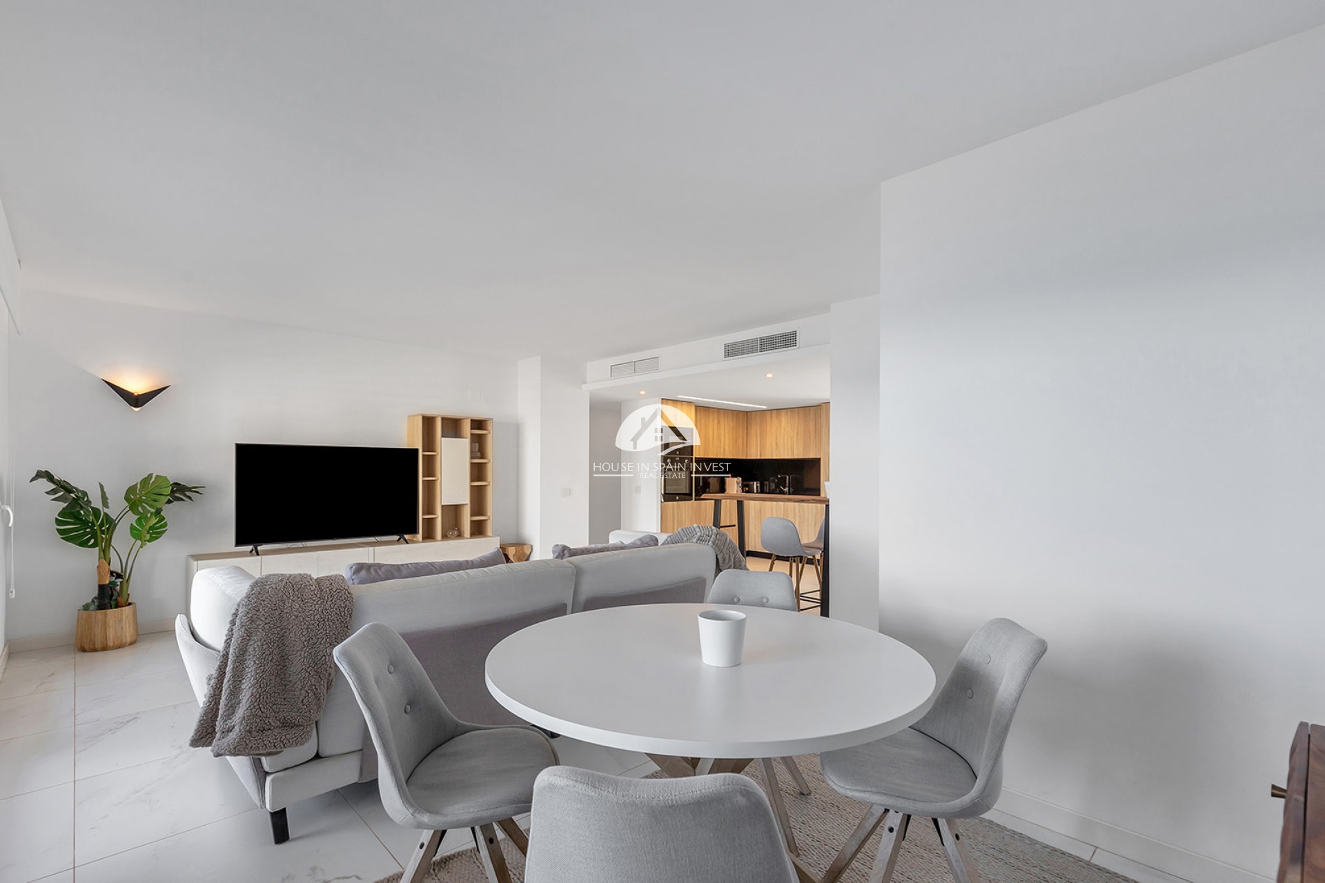 Resale - Apartment  - Torrevieja - Punta Prima  