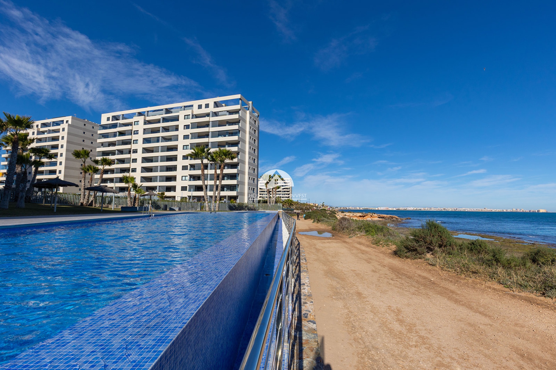 Resale - Apartment  - Torrevieja - Punta Prima  
