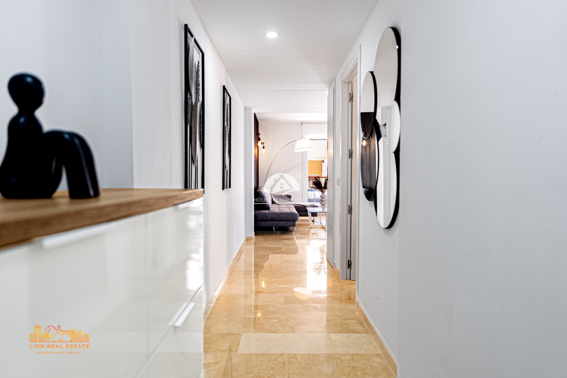 Resale - Apartment  - Torrevieja - Punta Prima  