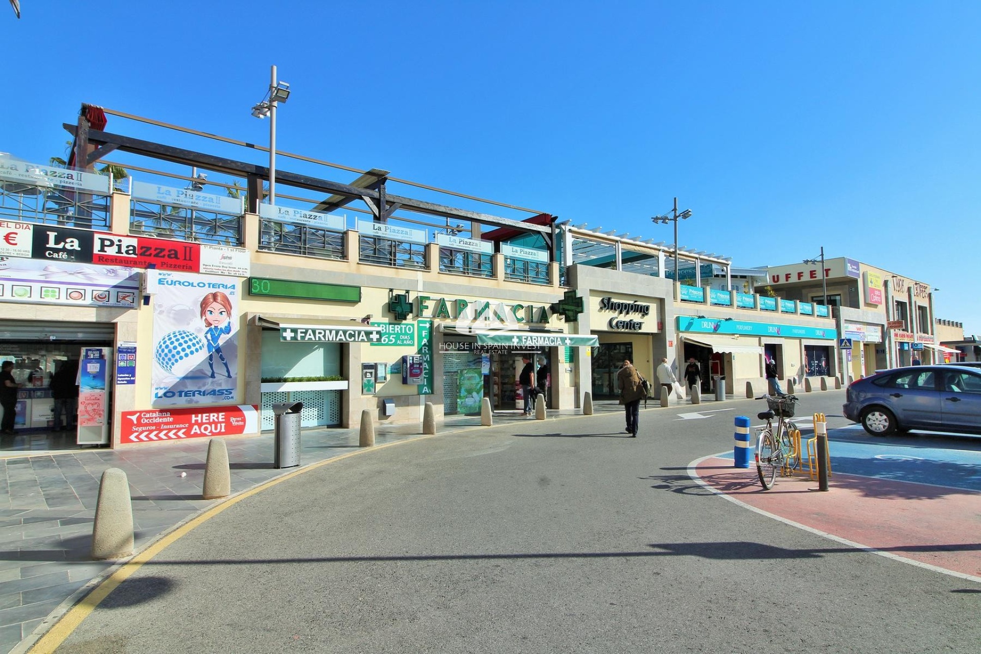 Resale - Apartment  - Torrevieja - Punta Prima  