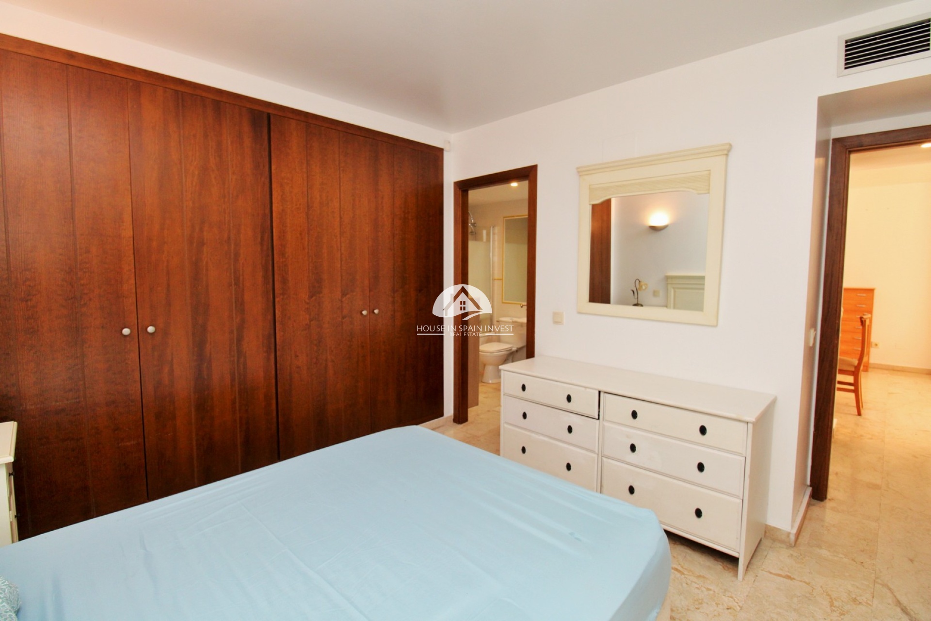 Resale - Apartment  - Torrevieja - Punta Prima  