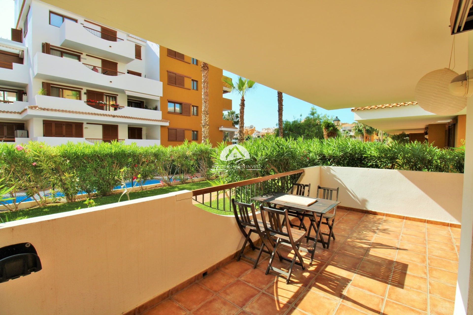 Resale - Apartment  - Torrevieja - Punta Prima  