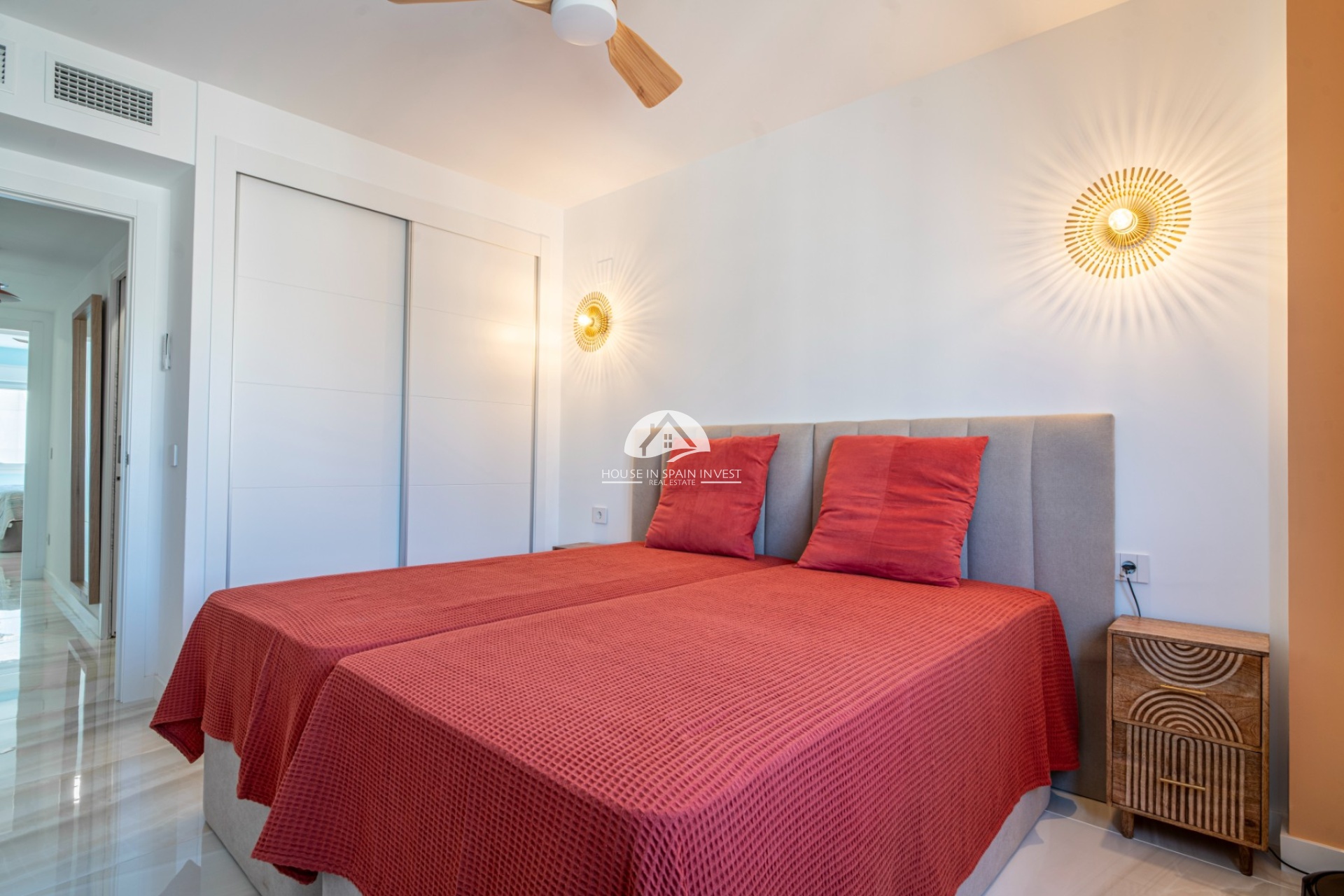 Resale - Apartment  - Torrevieja - Punta Prima