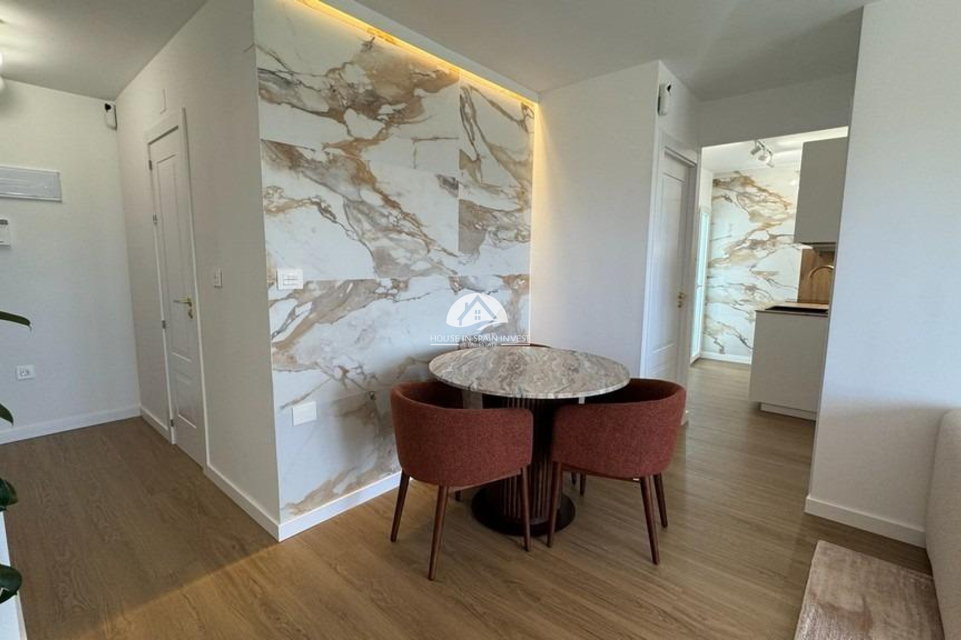 Resale - Apartment  - Torrevieja - Punta Prima